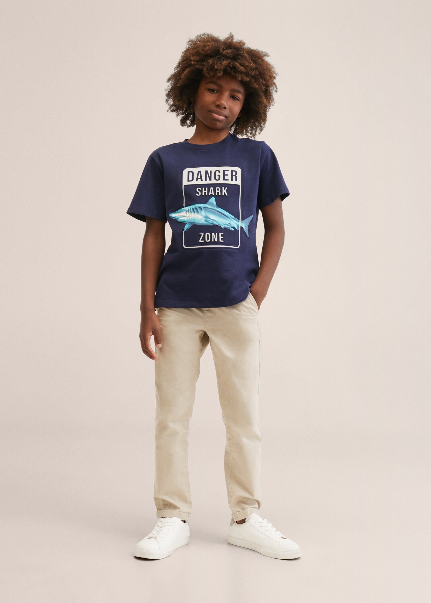 Embossed printed t-shirt - General plane