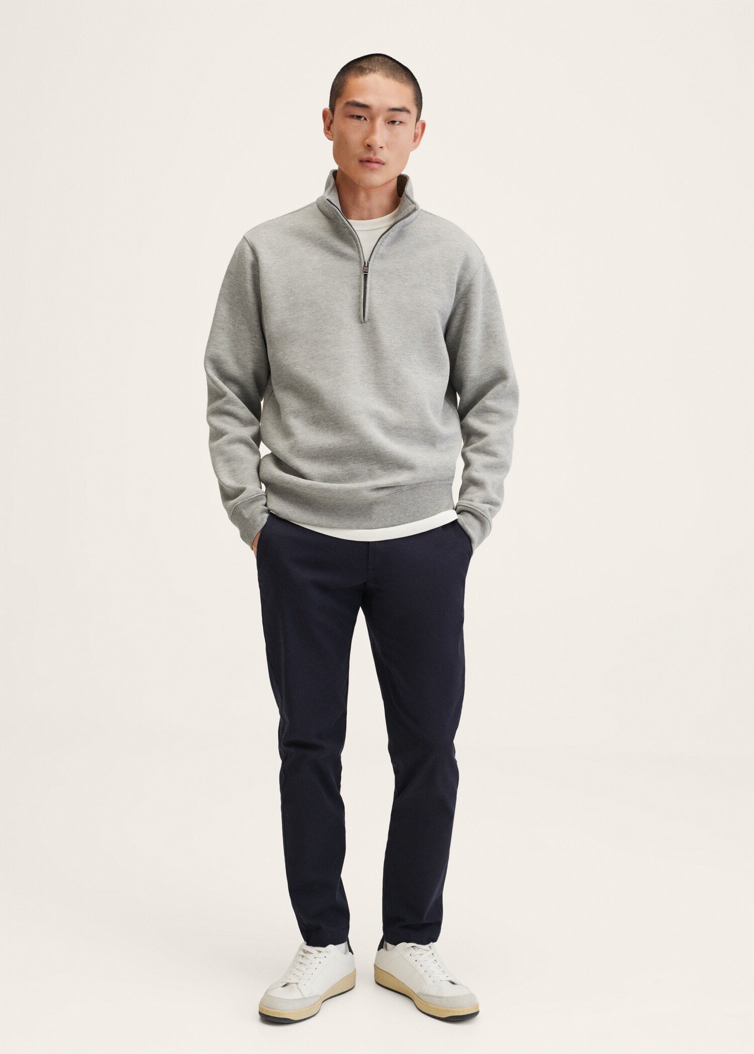 Pantalón algodón tapered crop - Plano general