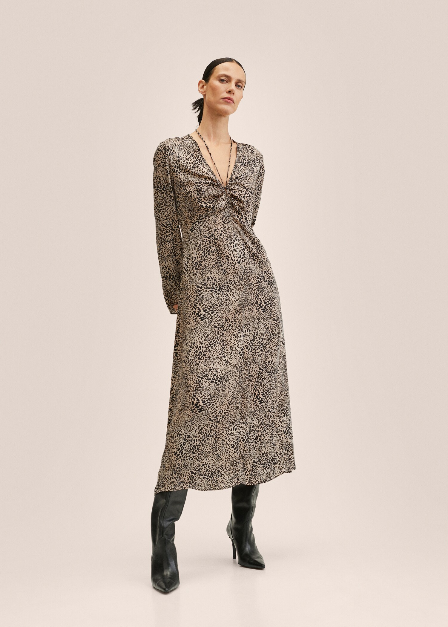 Leopard print dress - General plane