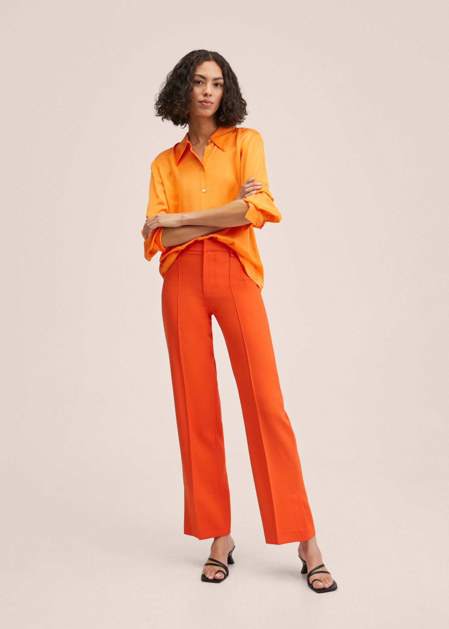 Straight trousers with openings - General plane