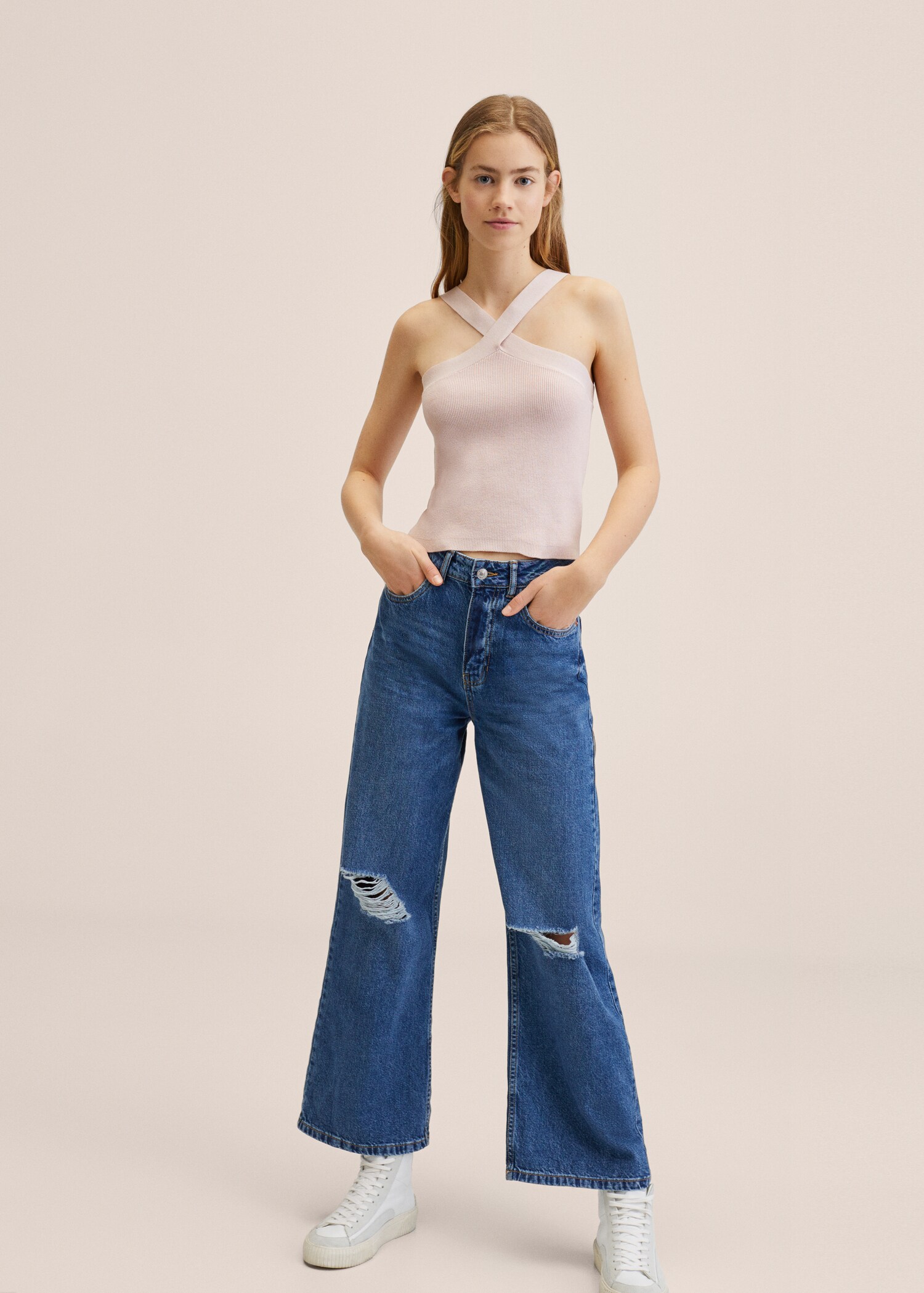 Crisscross strap top - General plane