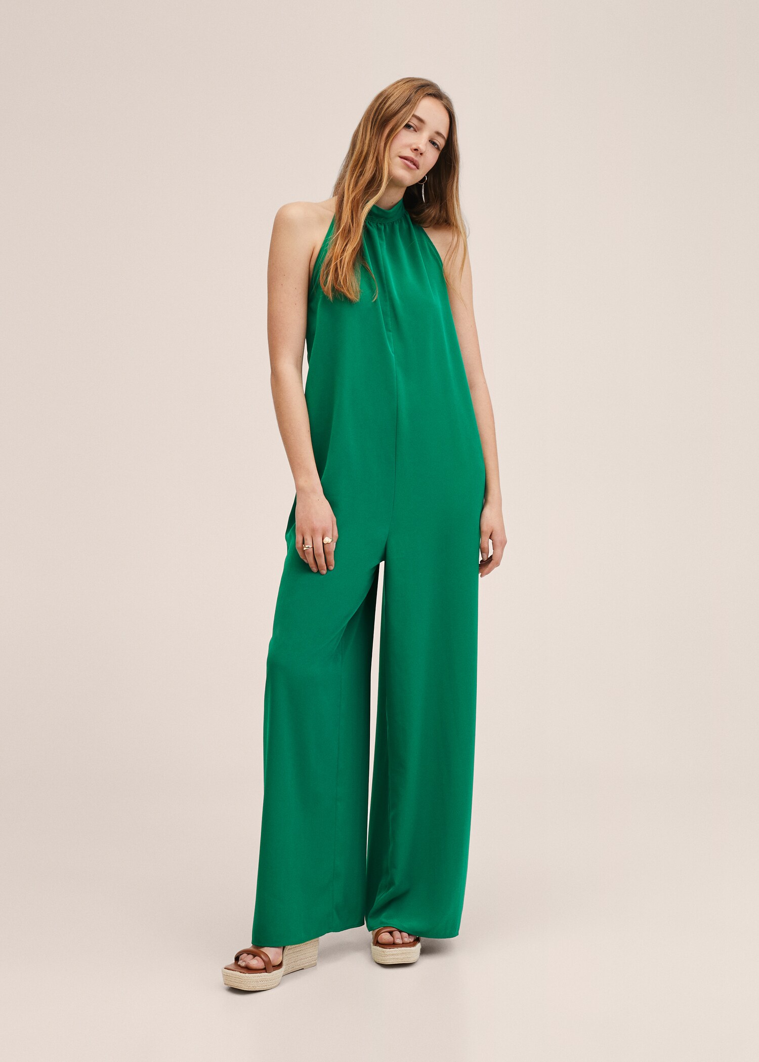 Mono cuello halter - Plano general