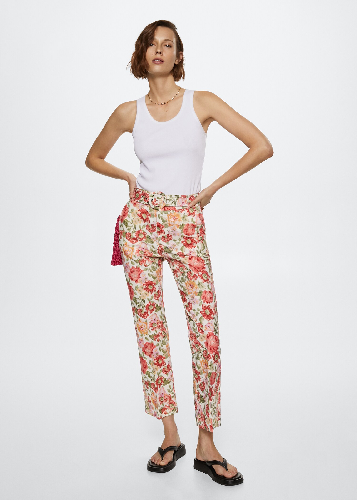 Belt line trousers - General plane