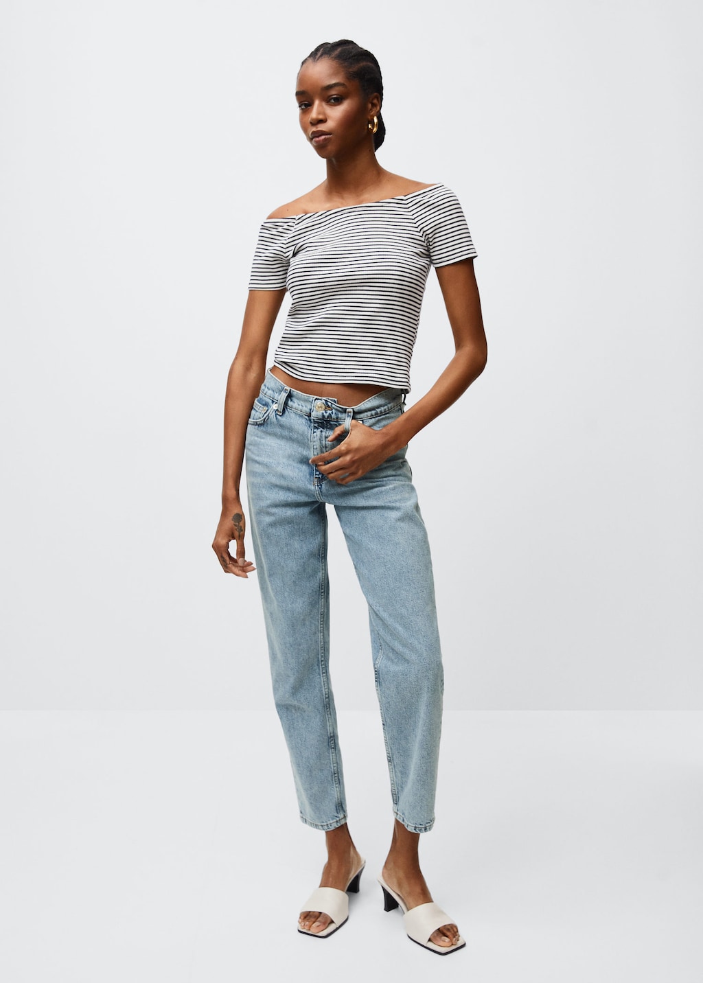 Mom high waist jeans Woman MANGO OUTLET Greece