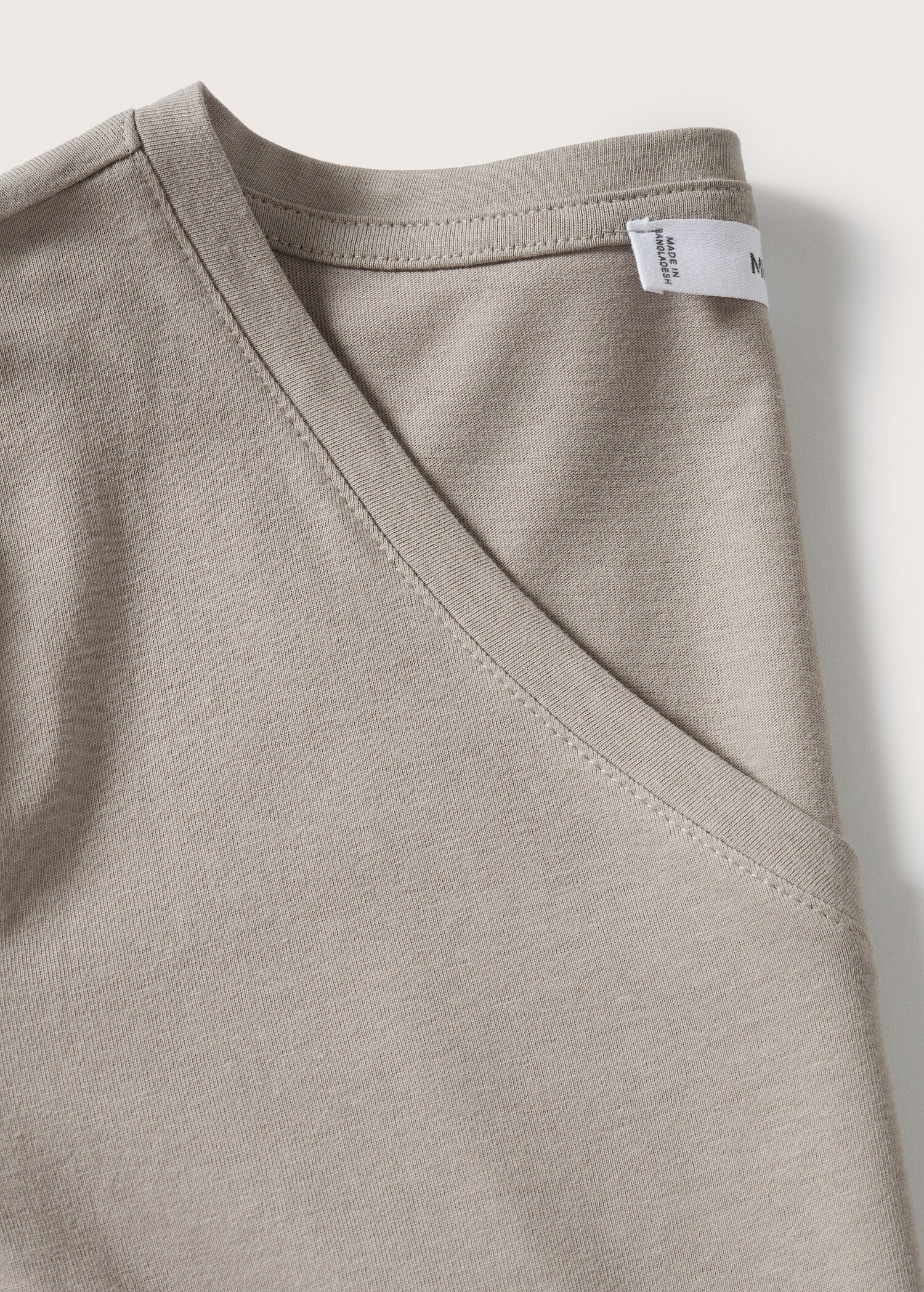 Essential cotton-blend T-shirt - Details of the article 8