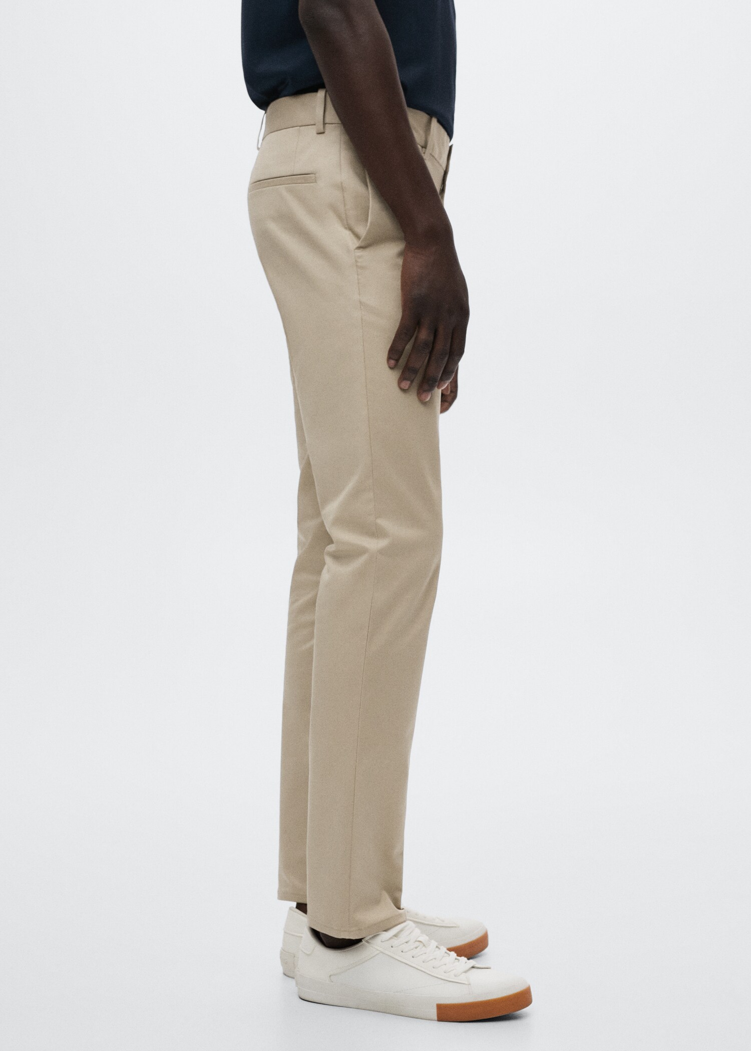 Slim fit chino trousers - Details of the article 2