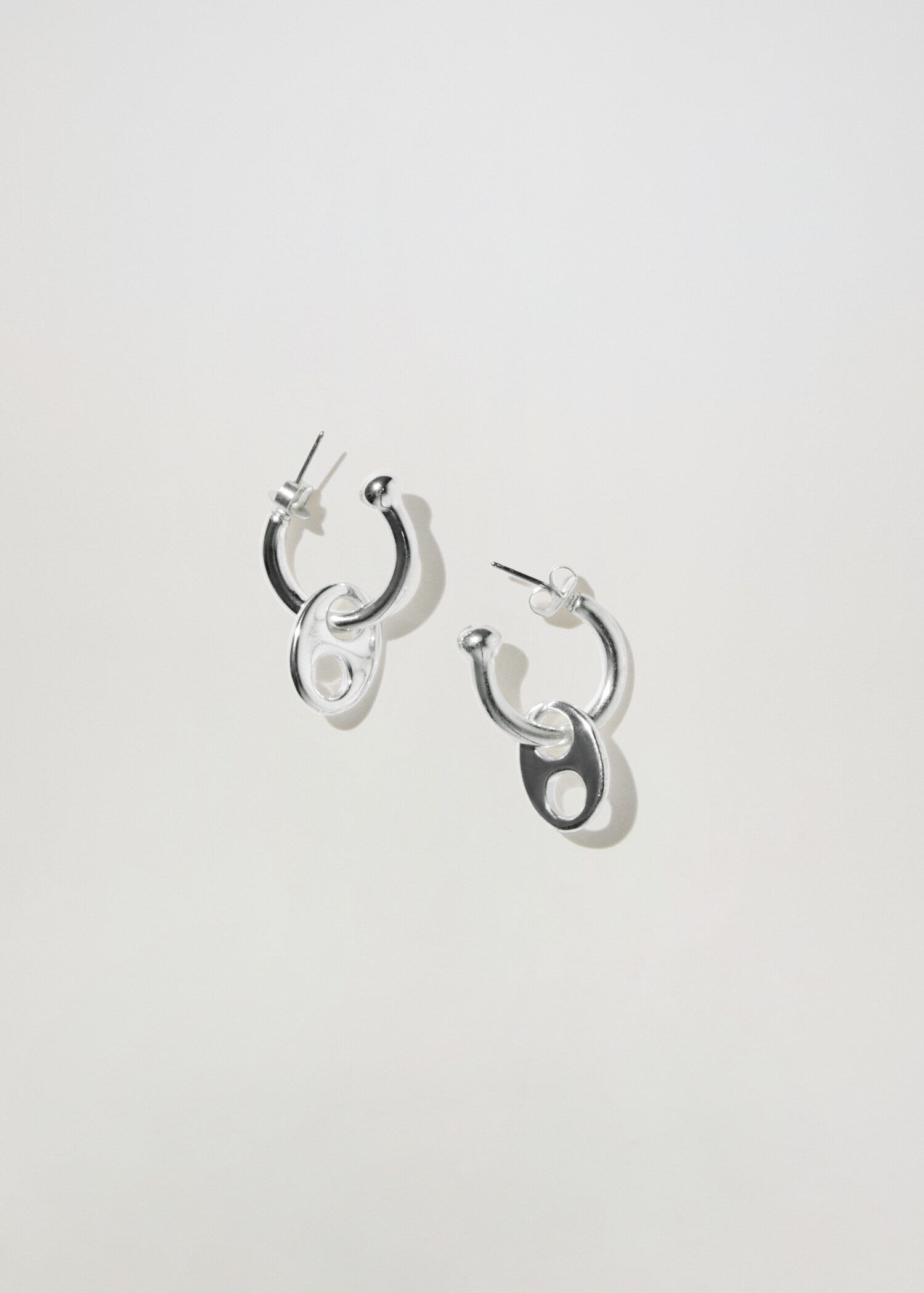 Hoop pendant earrings - Article without model