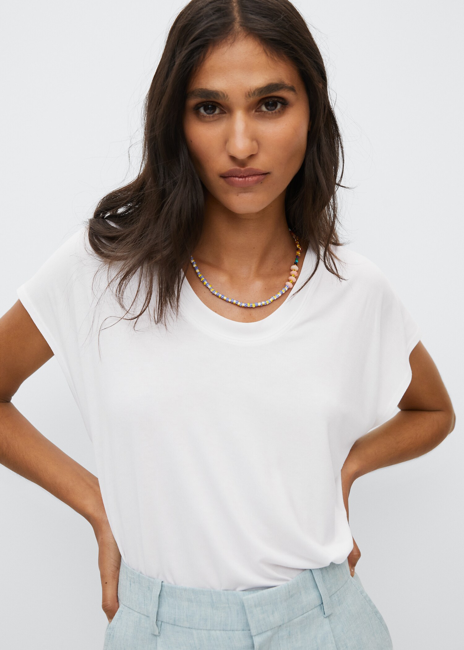 Rounded neck t-shirt - Details of the article 2
