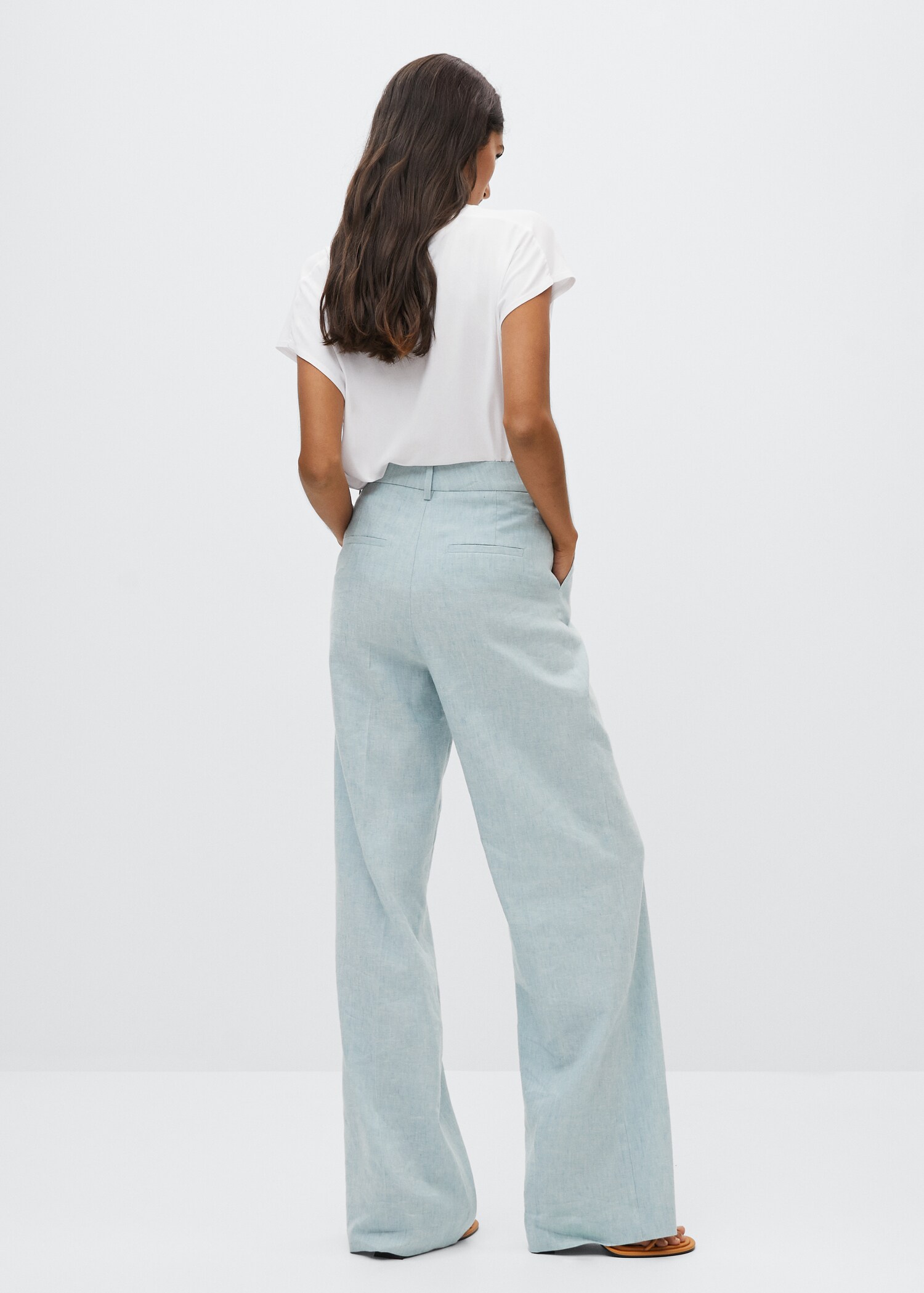 Rounded neck t-shirt - Reverse of the article
