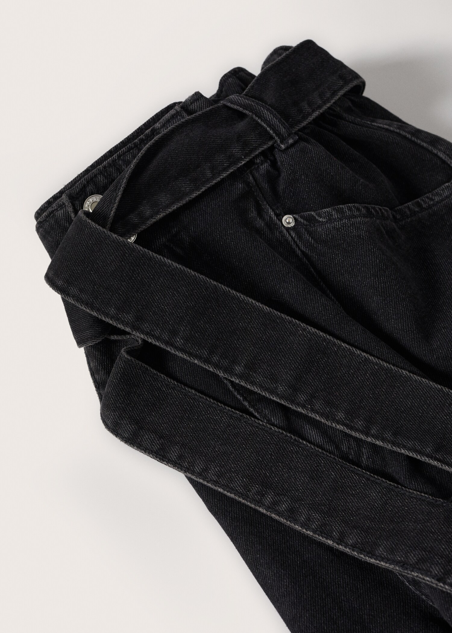 Paperbag denim shorts - Details of the article 8