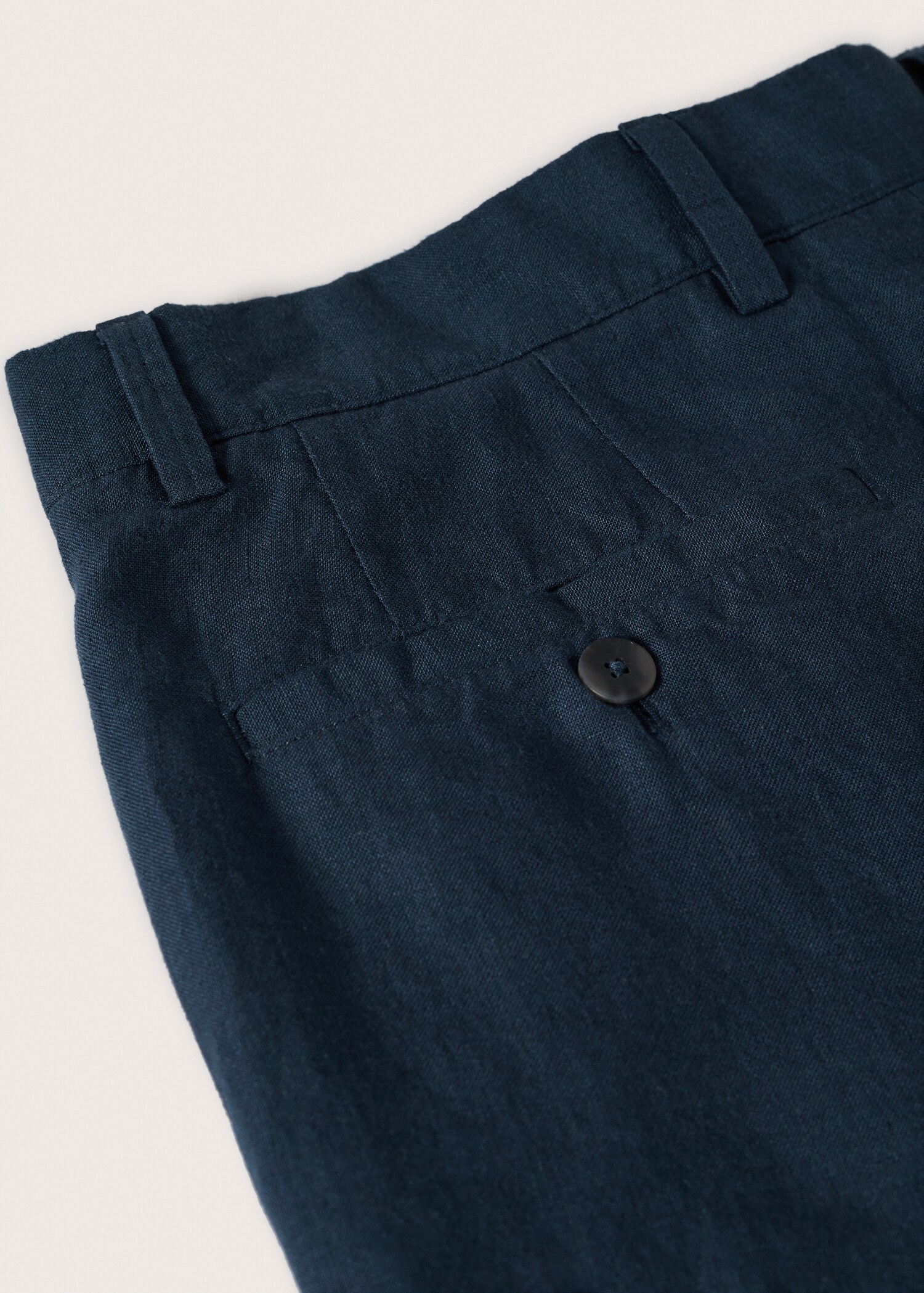 100% linen shorts - Details of the article 8