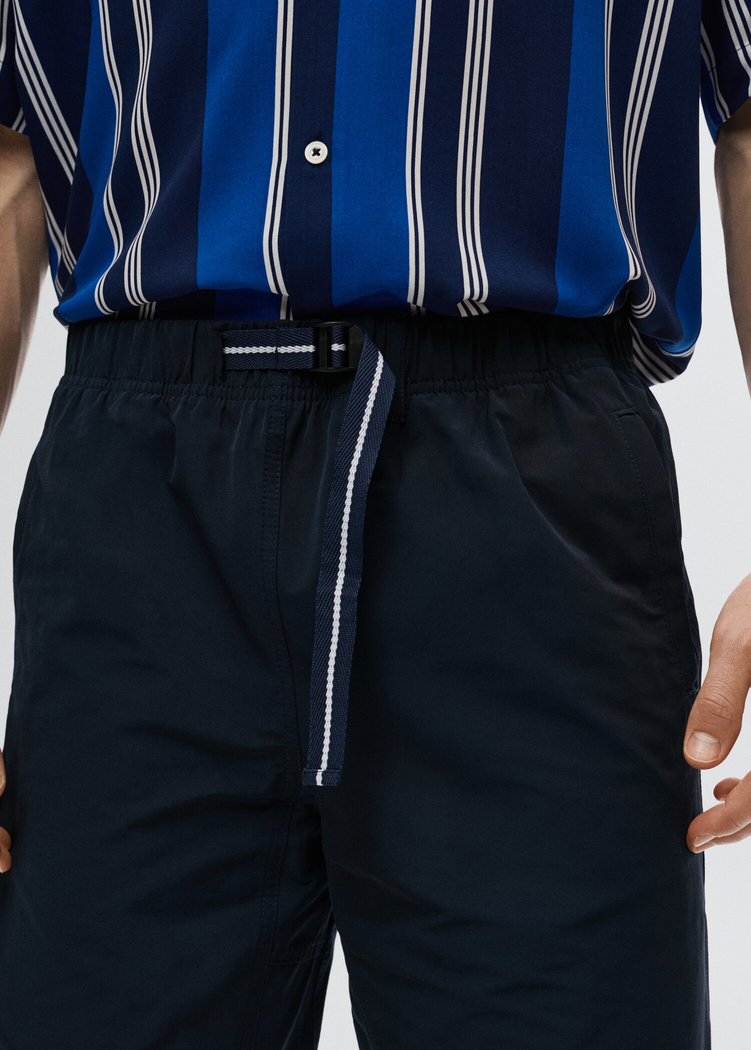 Baumwoll-Bermudashorts mit Stretchbund - Detail des Artikels 1