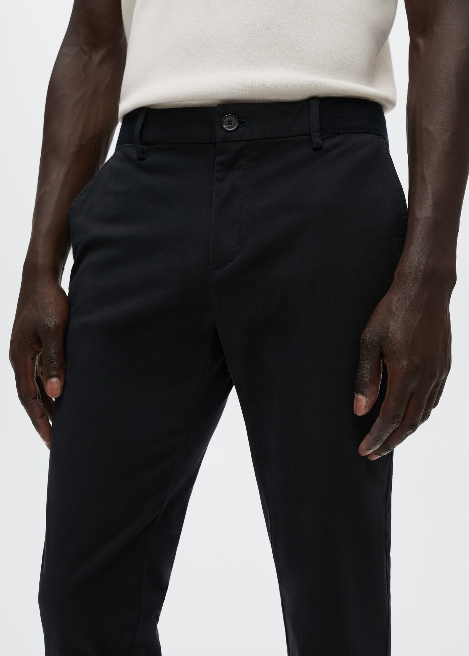 Cotton tapered crop pants - Details of the article 1