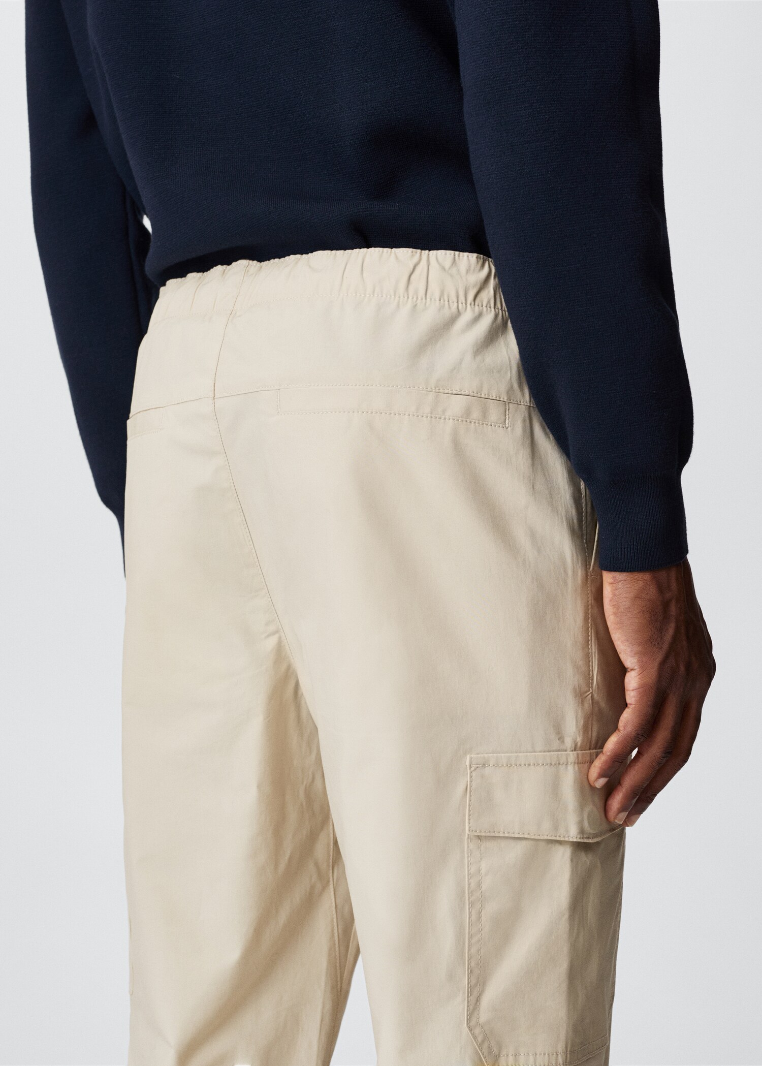 Cargo jogger trousers - Details of the article 1
