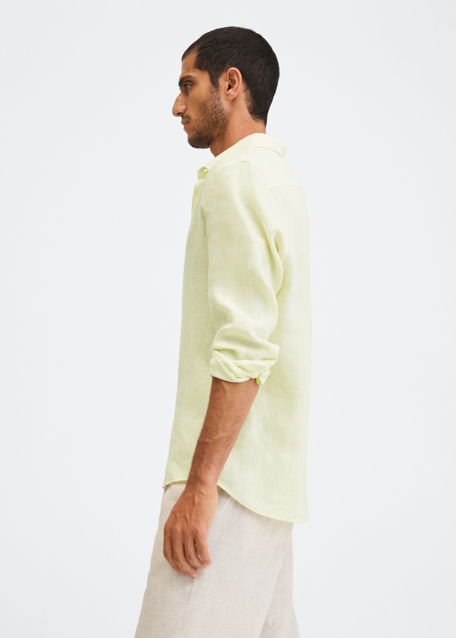 Regular-fit 100% linen shirt - Details of the article 2