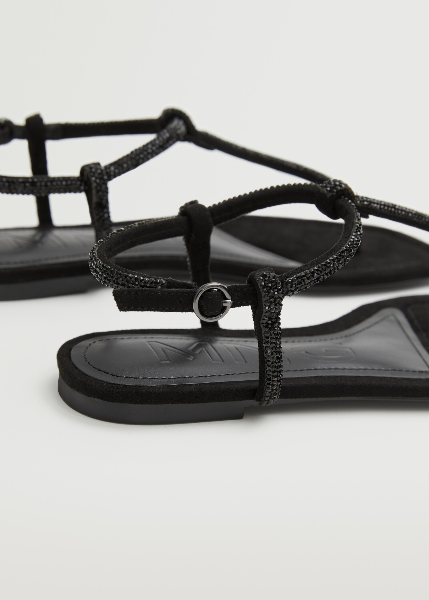 Riemensandalen mit Strassbesatz - Detail des Artikels 2