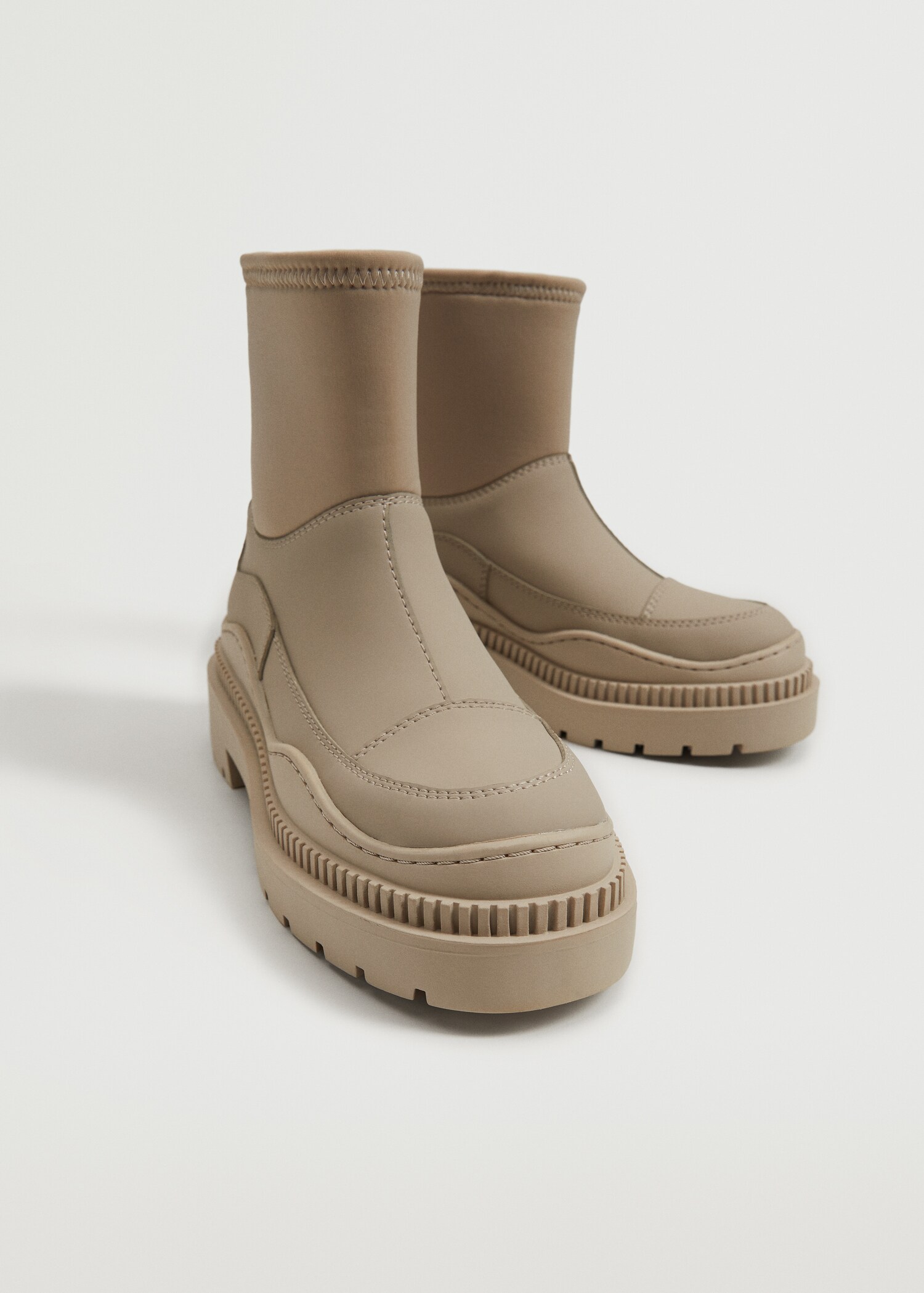 Botines planes engomades - Pla mig