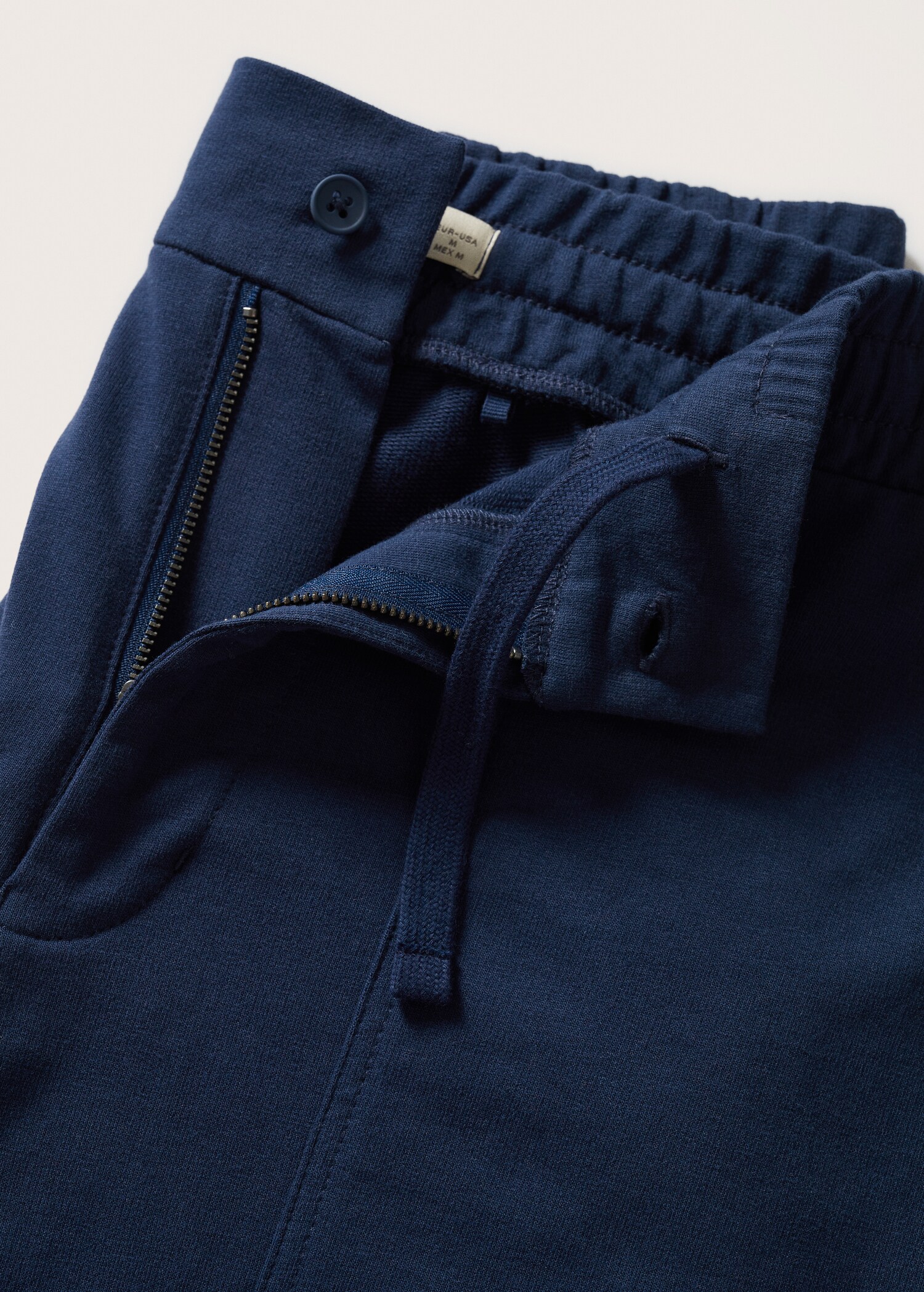 Jogger cotton Bermuda short - Details of the article 8