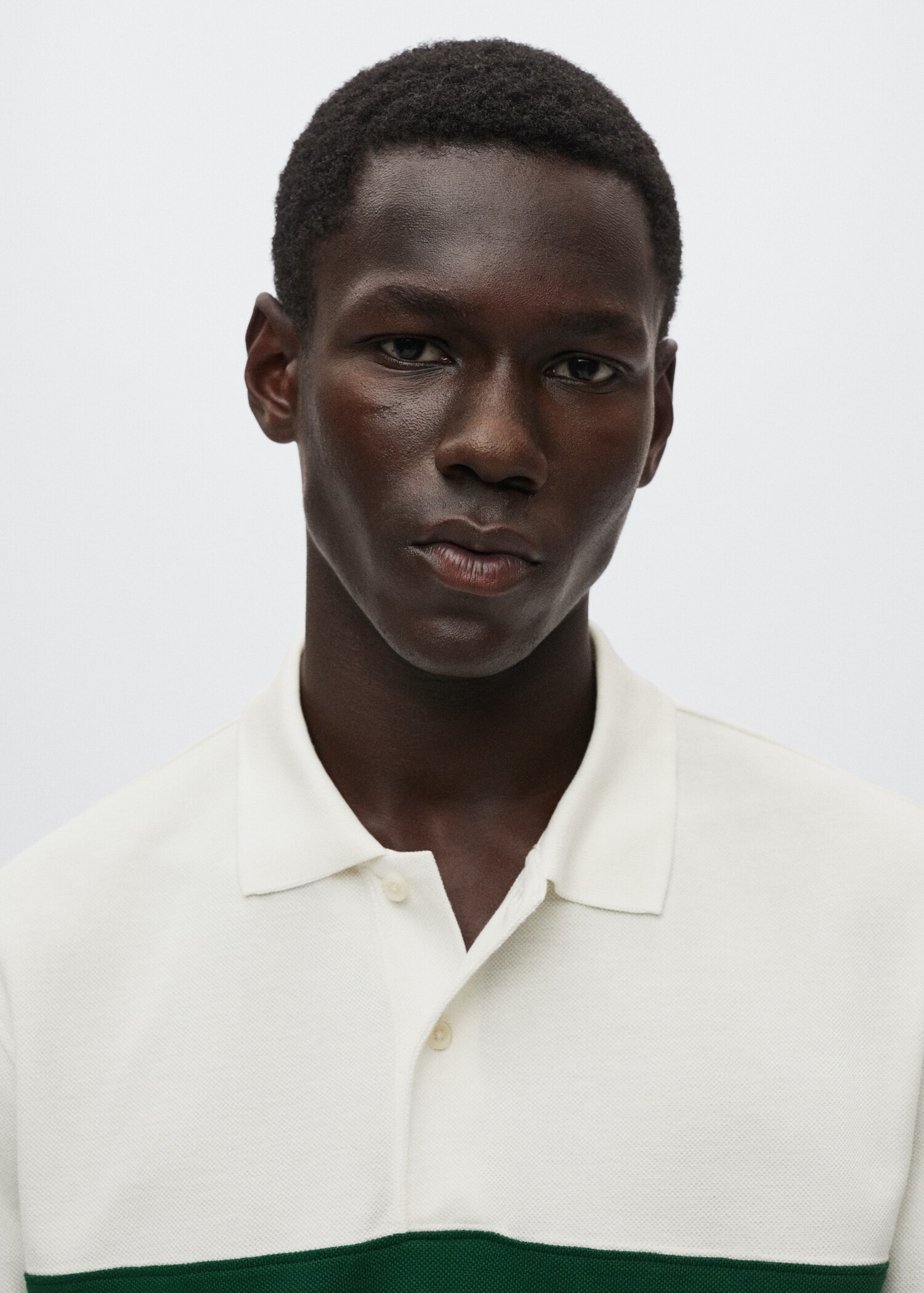 Color-Blocking-Poloshirt aus Piqué - Detail des Artikels 1