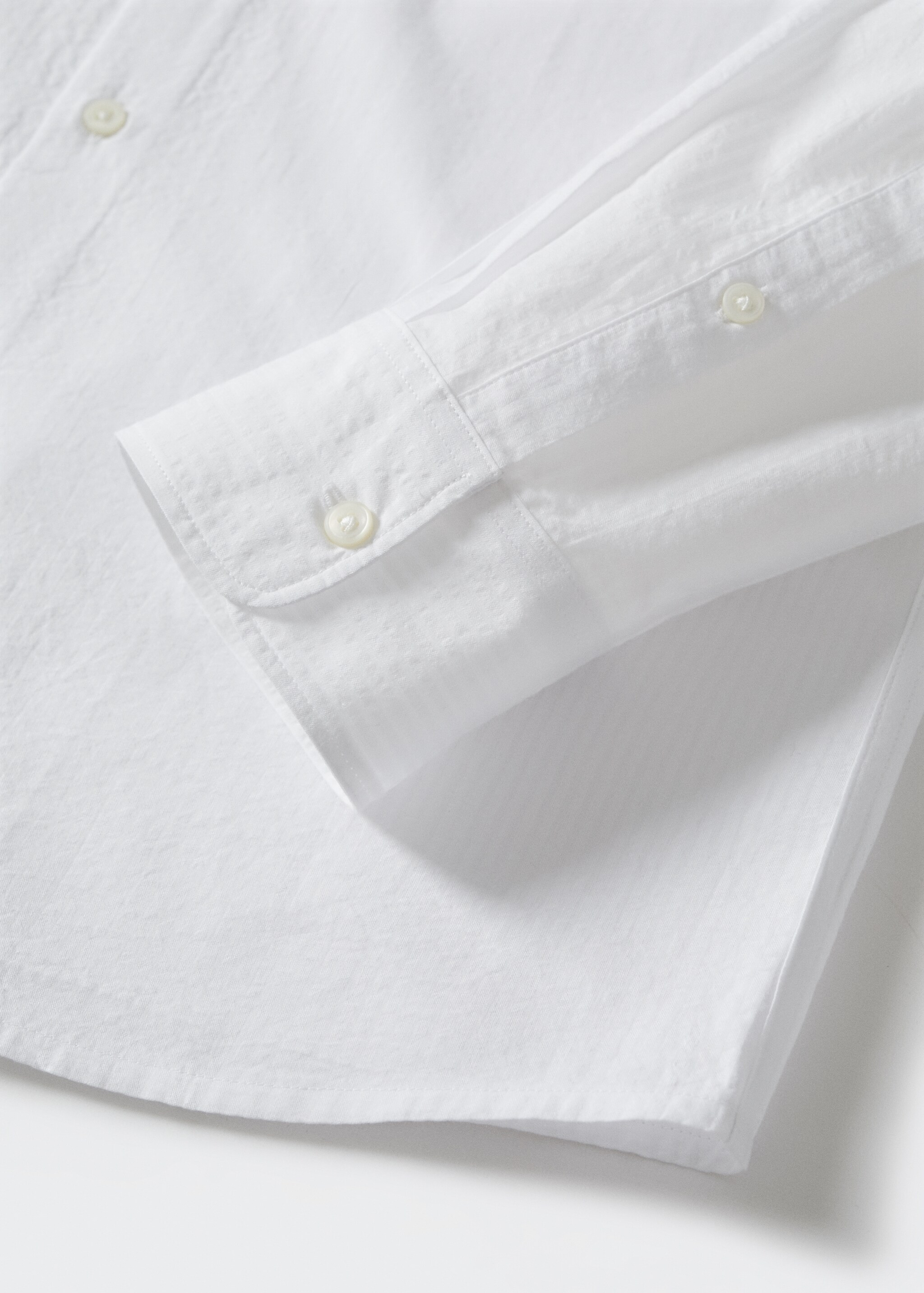 Slim-fit cotton seersucker shirt - Details of the article 7