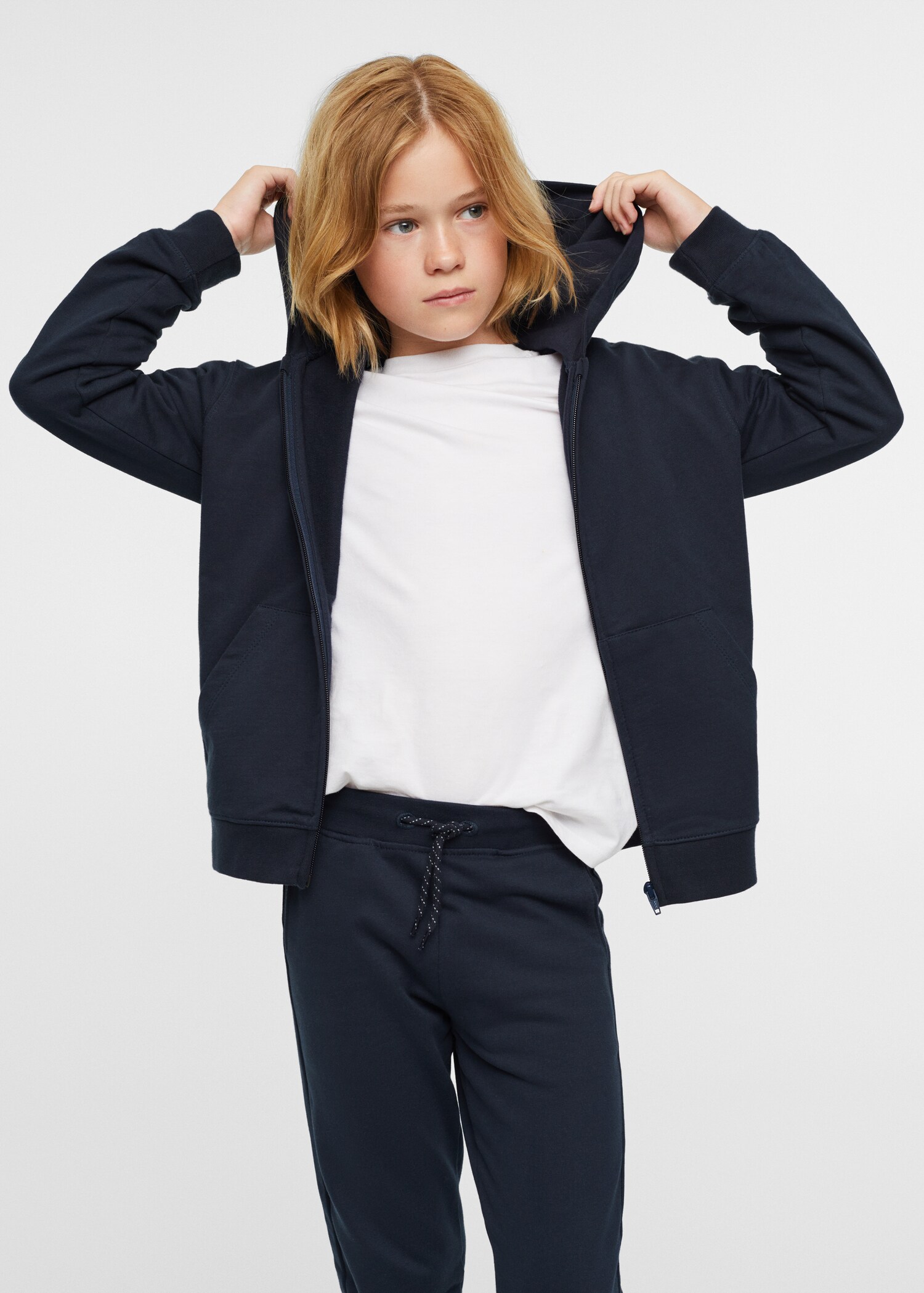 Sweat-shirt zippé à capuche - Détail de l'article 1