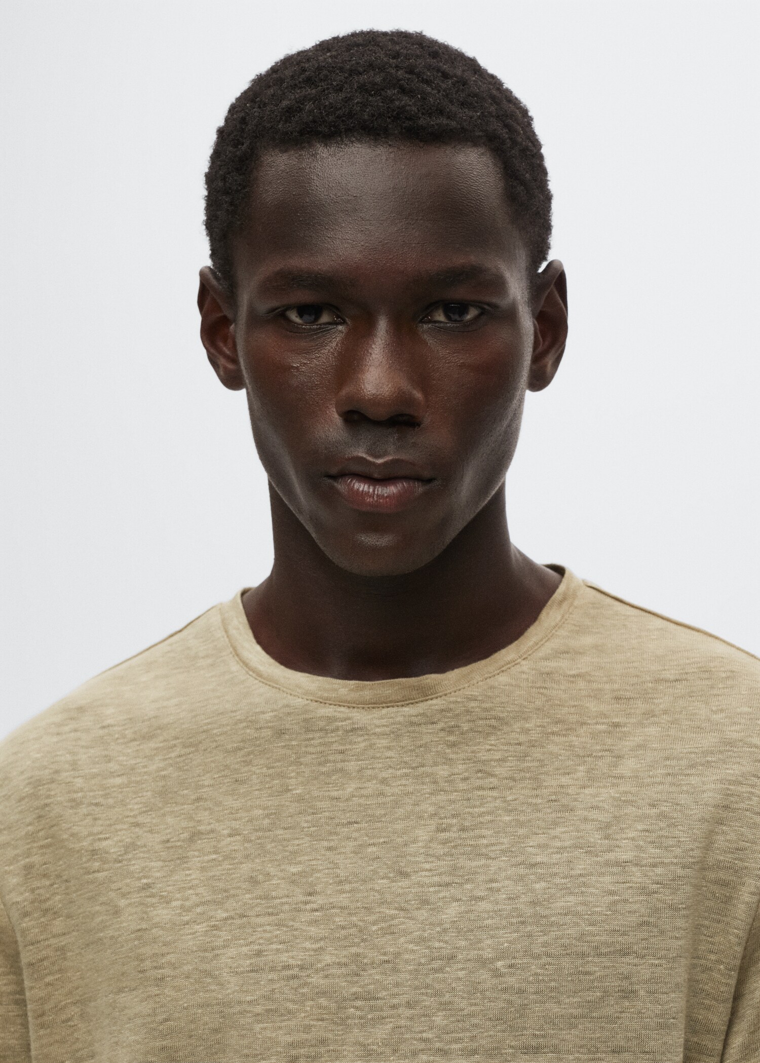 100% linen t-shirt - Details of the article 1
