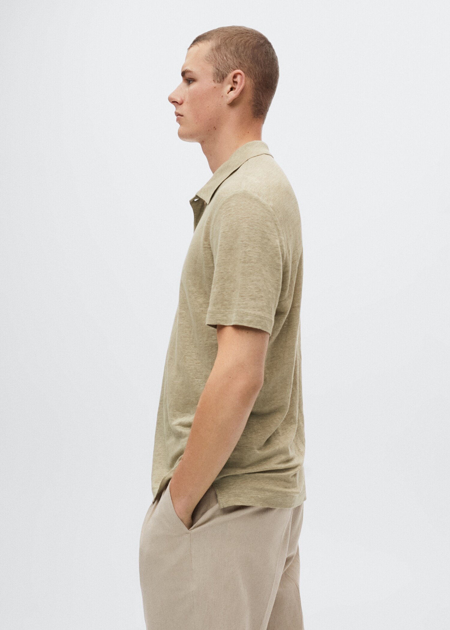 100% linen polo shirt - Details of the article 2