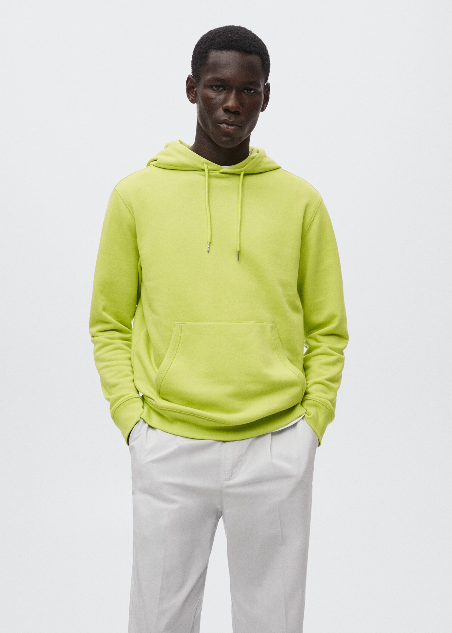 Leichte Basic-Sweatshirt mit Kapuze - Mittlere Ansicht