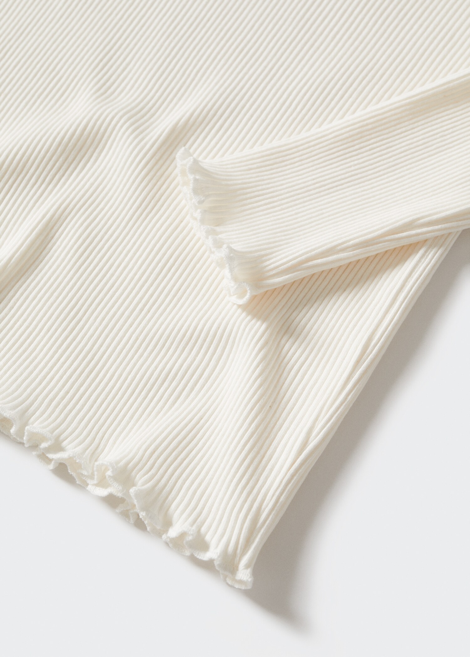 Geripptes T-Shirt mit hohem Kragen - Detail des Artikels 8