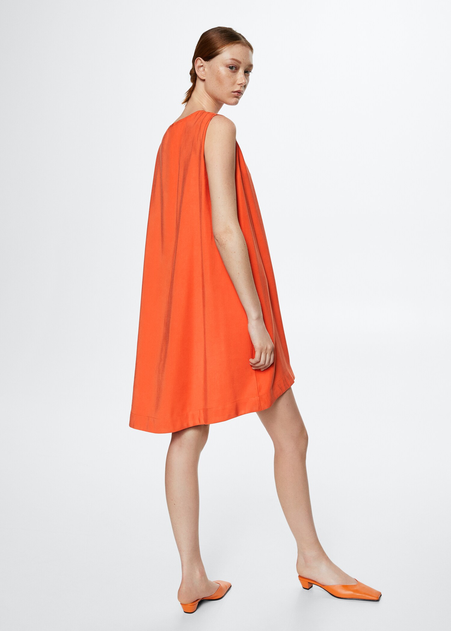 Fließendes Oversize-Kleid - Rückseite des Artikels