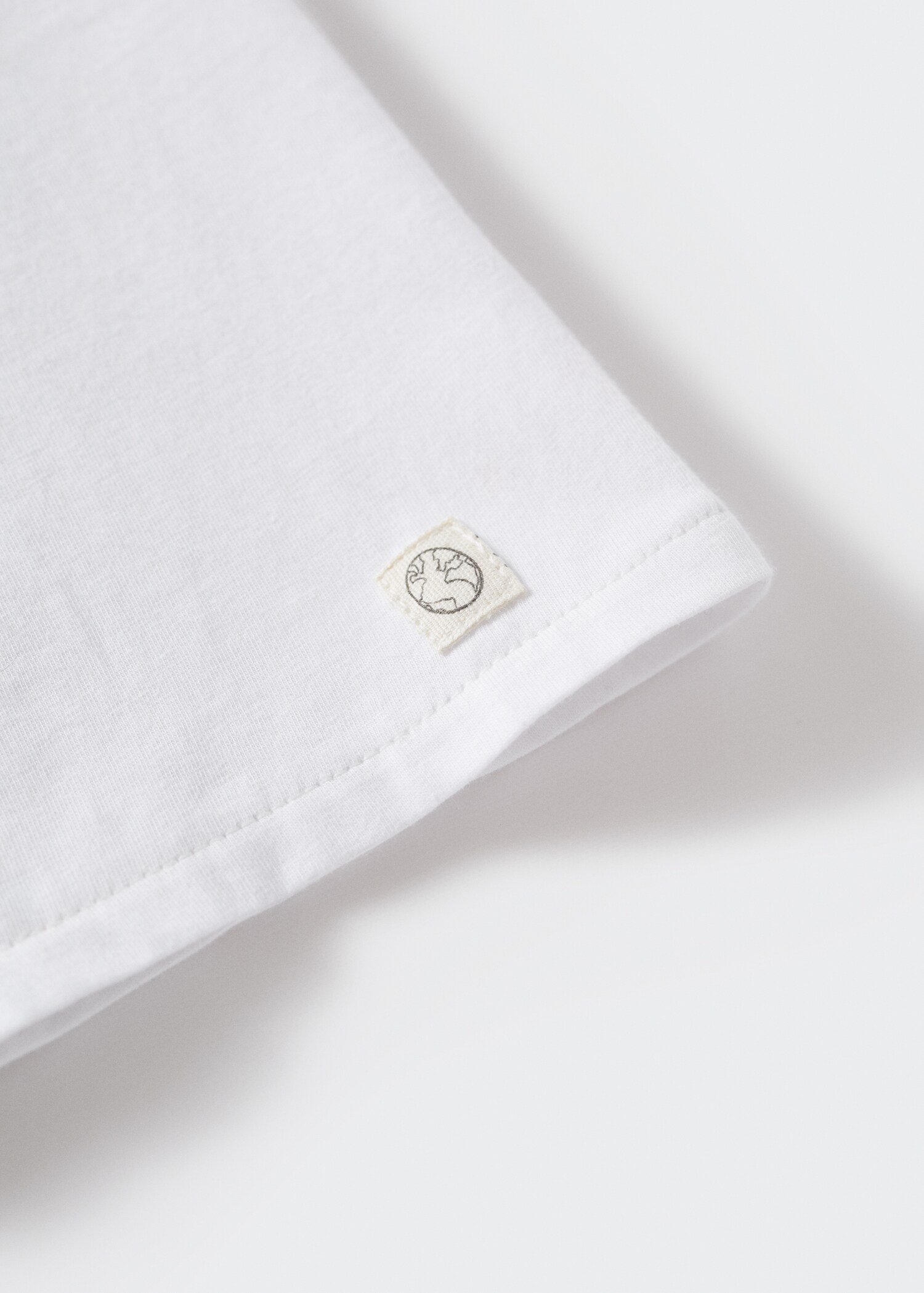 Baumwoll-T-Shirt mit Volantdetails - Detail des Artikels 9