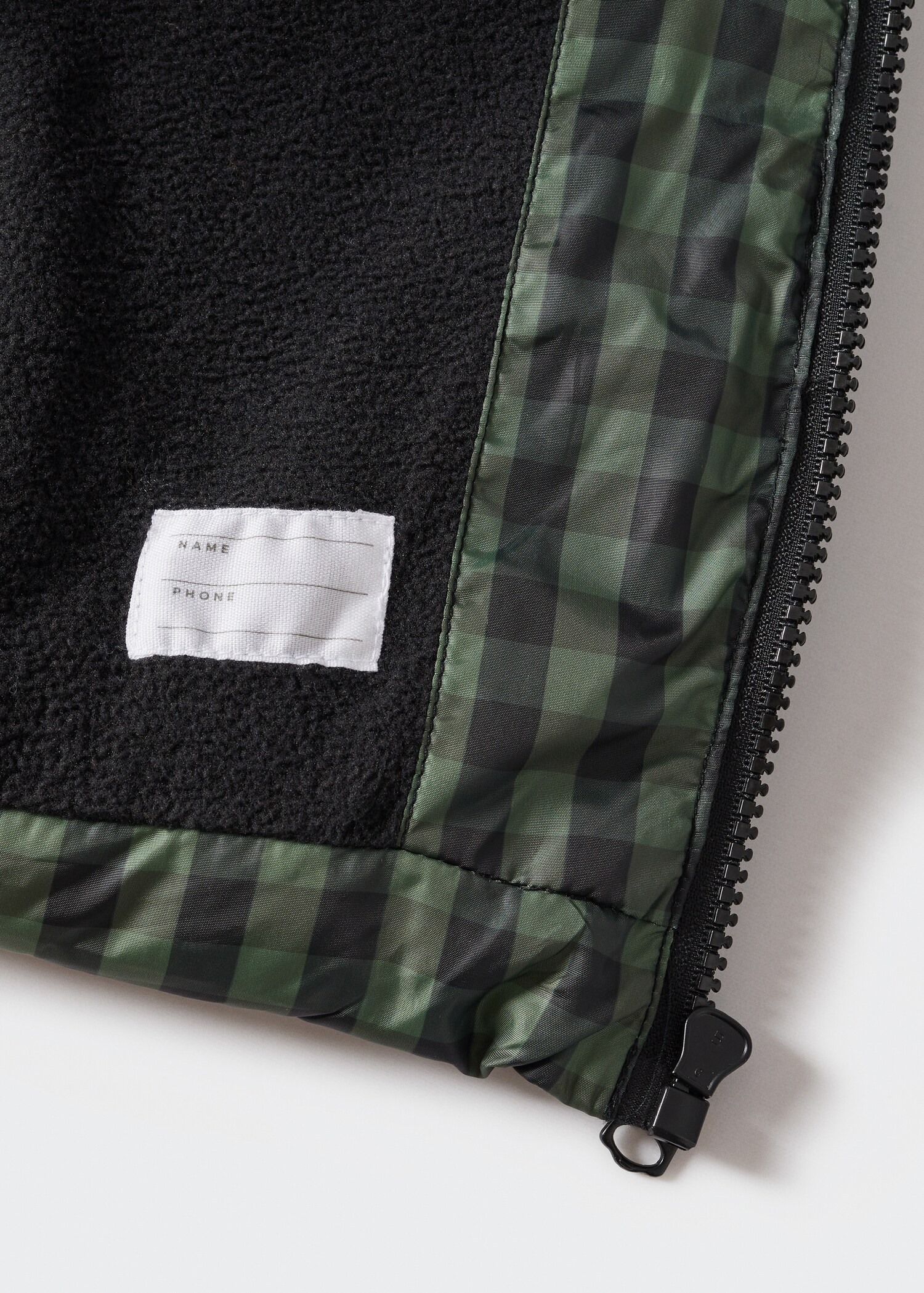 Hood quilted coat - Details of the article 8