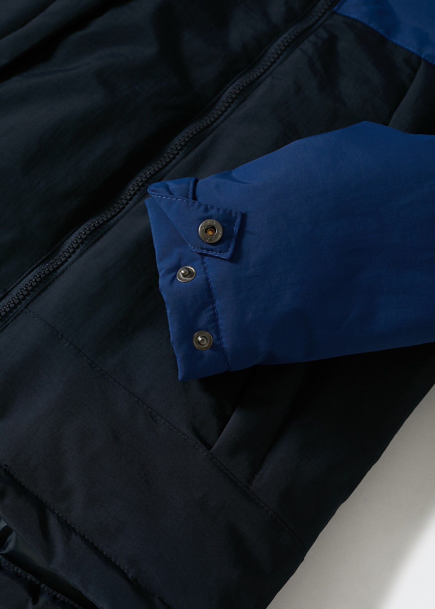 Stepp-Anorak mit Kapuze - Detail des Artikels 8
