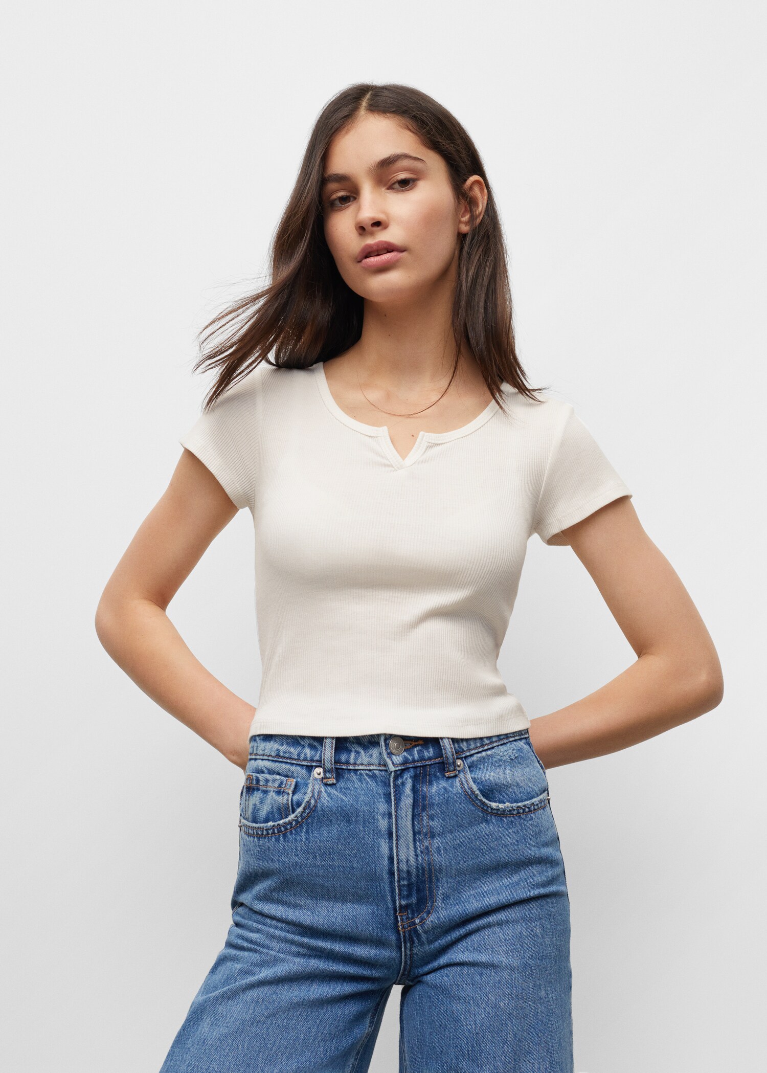 Camiseta crop algodón - Plano medio