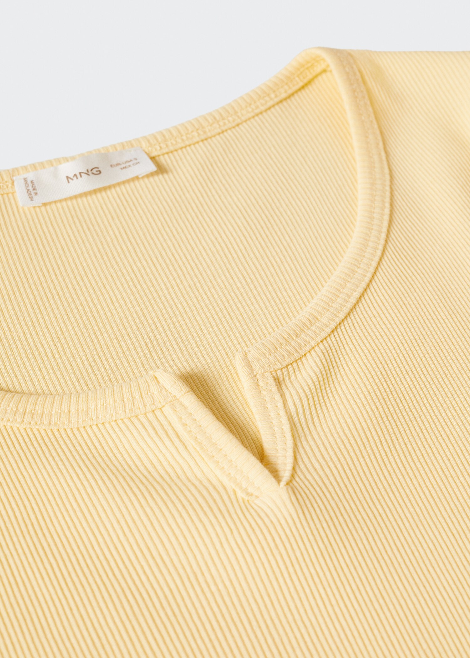 Cropped cotton T-shirt - Details of the article 8