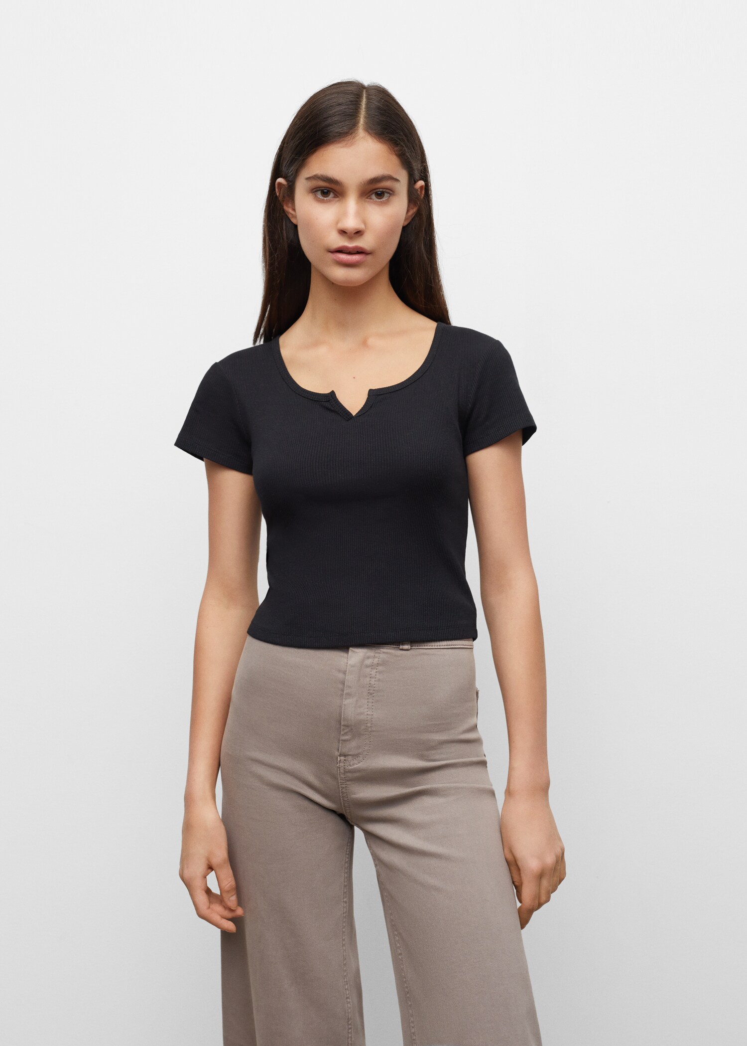 Camiseta crop algodón - Plano medio