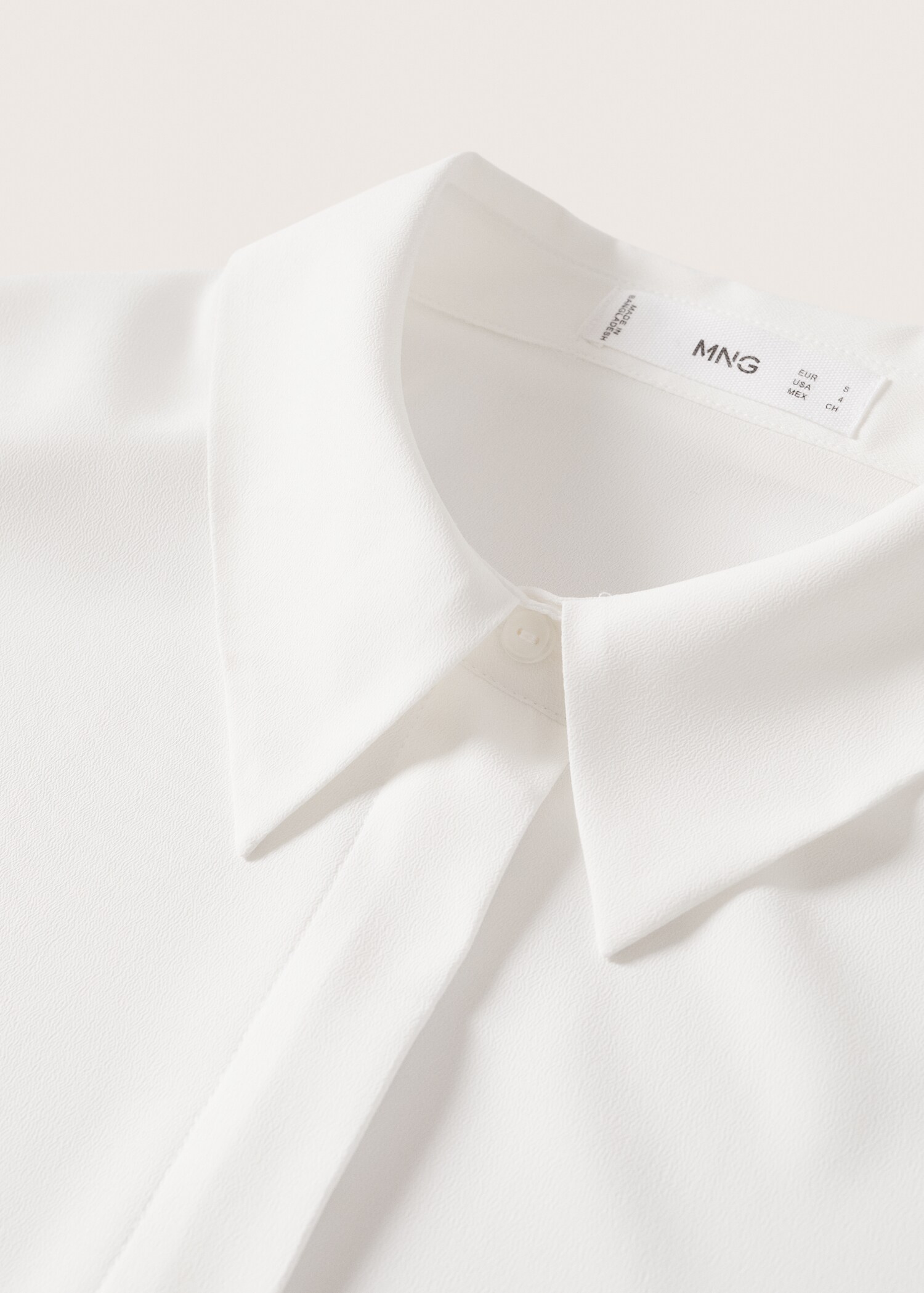 Buttoned flowy shirt - Details of the article 8