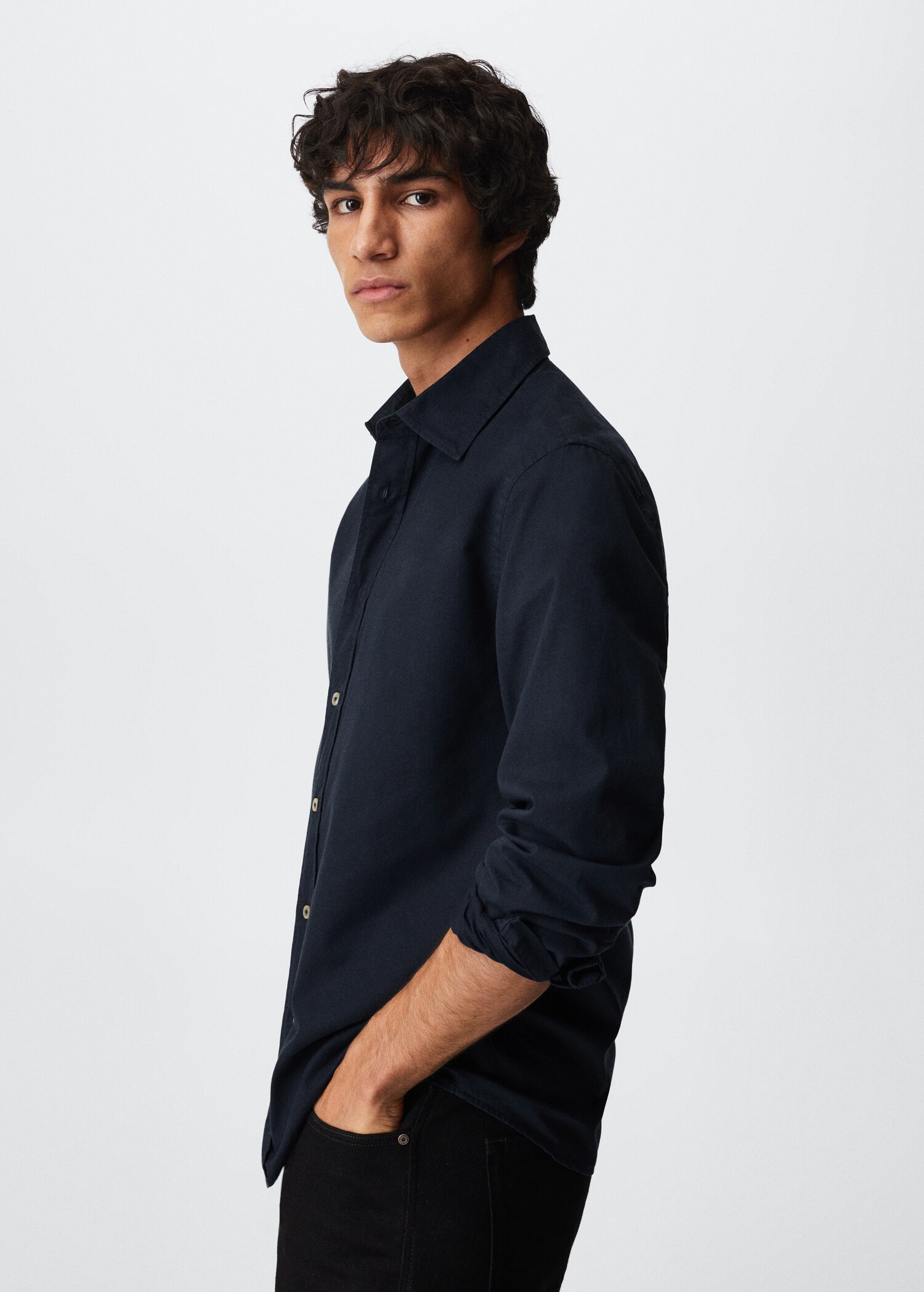 Slim fit cotton shirt - Details of the article 2