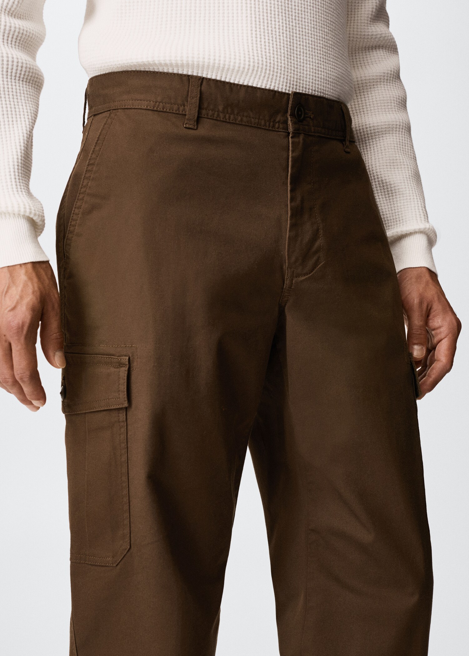 Cotton cargo trousers - Details of the article 1