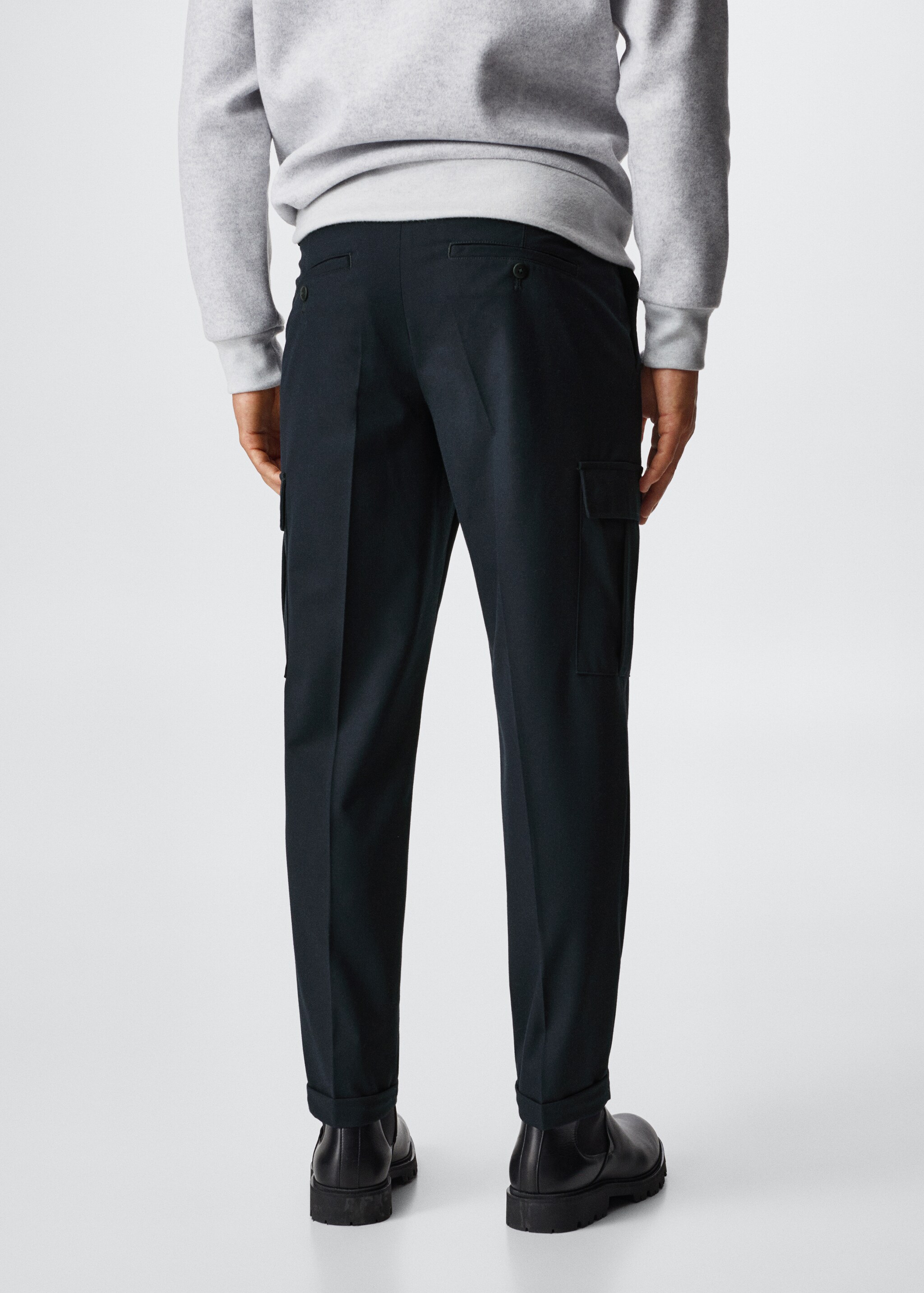 Cotton cargo trousers - Reverse of the article