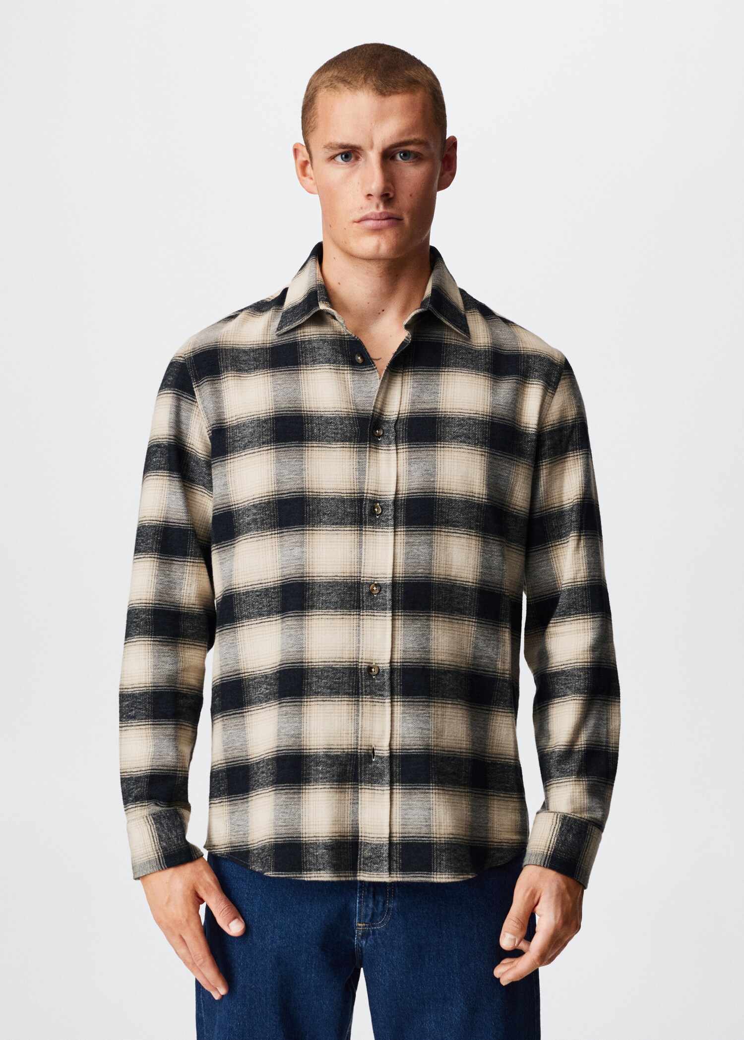 Chemise flanelle à carreaux - Plan moyen