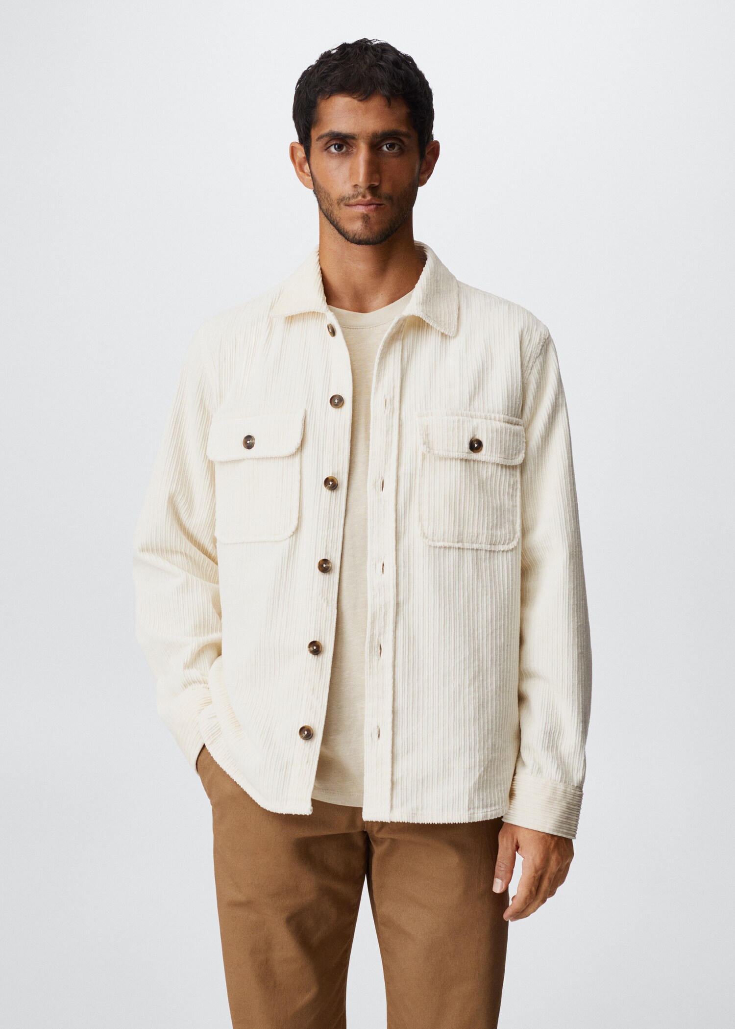 Cord-Overshirt mit Taschen - Mittlere Ansicht