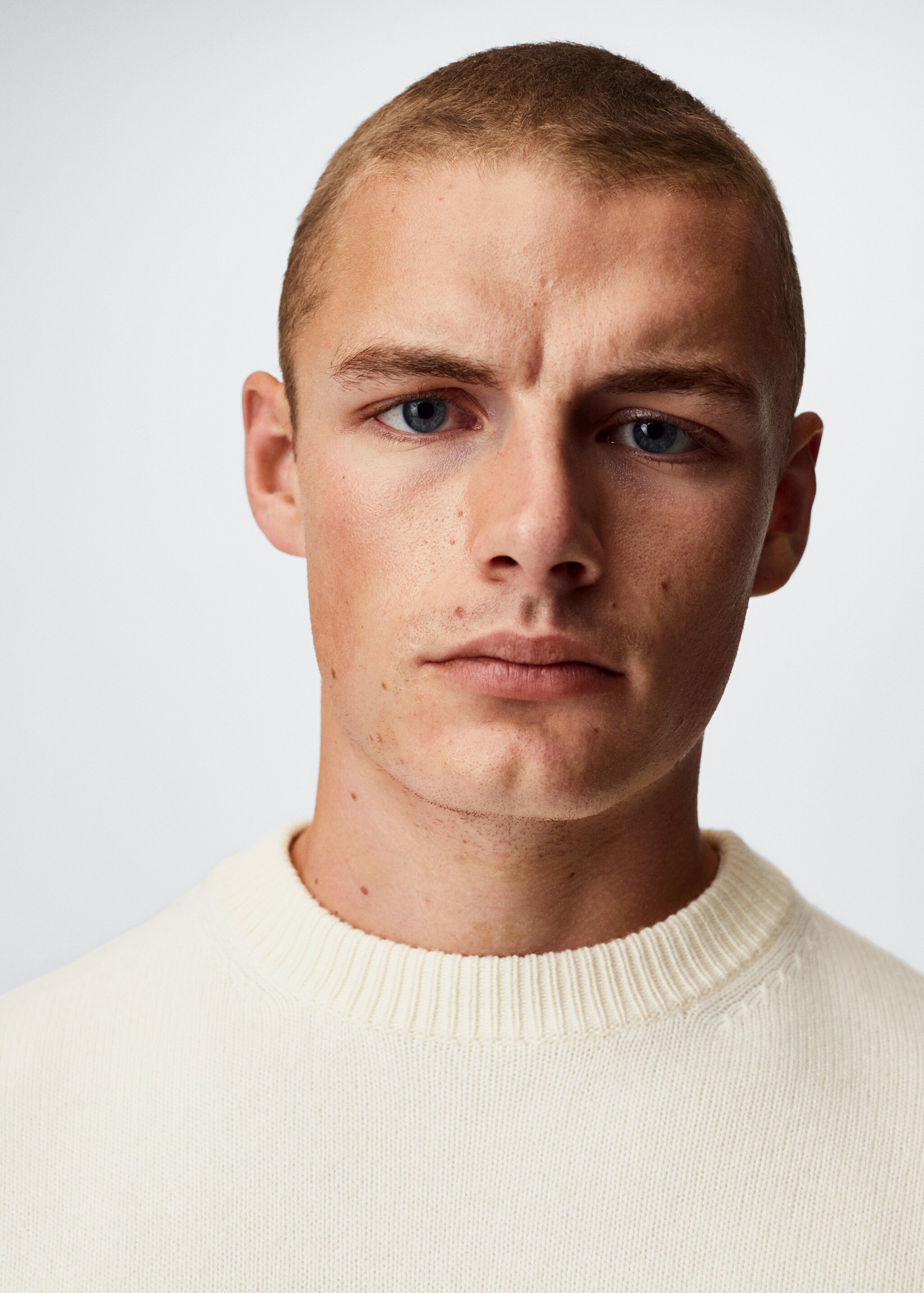 Cashmere wool sweater - Details of the article 1
