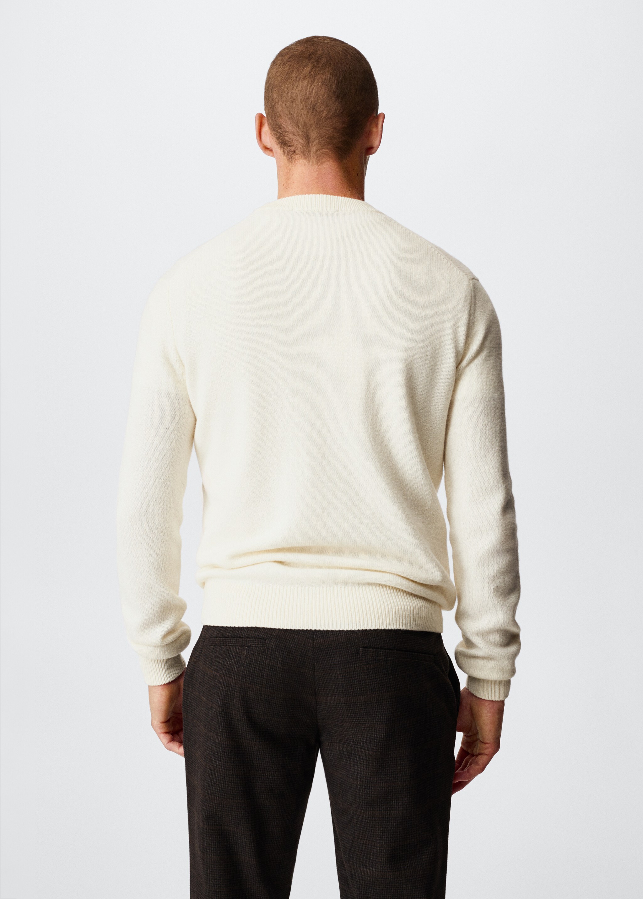 Cashmere wool sweater - Reverse of the article