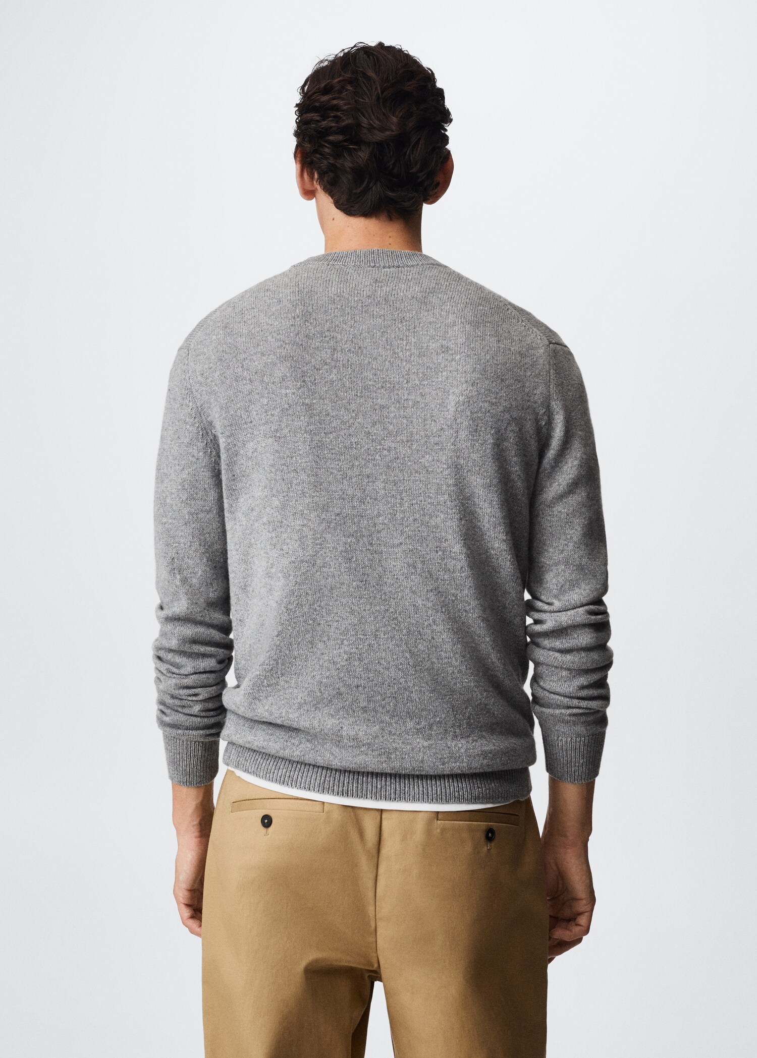 Cashmere wool sweater - Reverse of the article