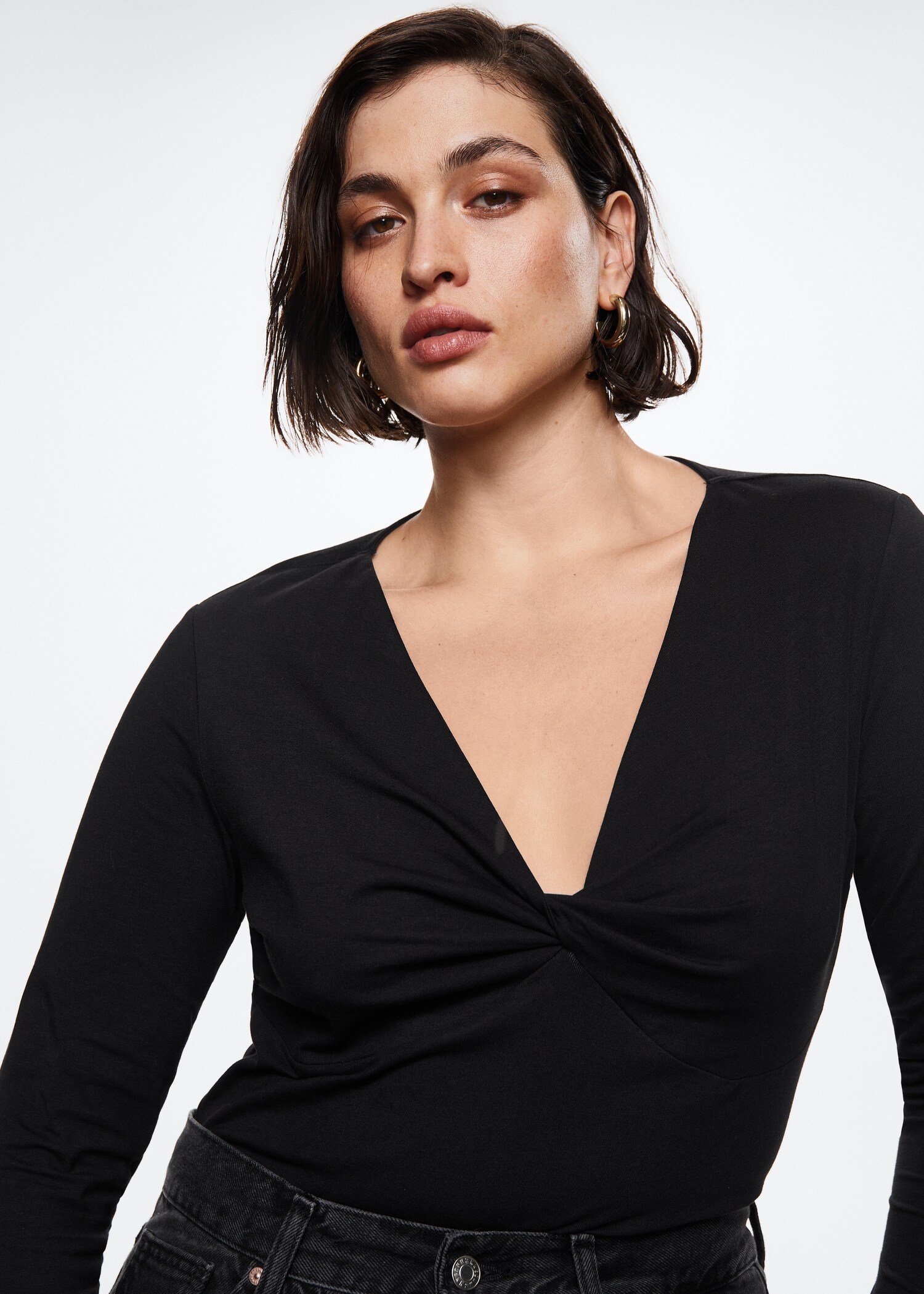 Camiseta detalle nudo - Detalle del artículo 4
