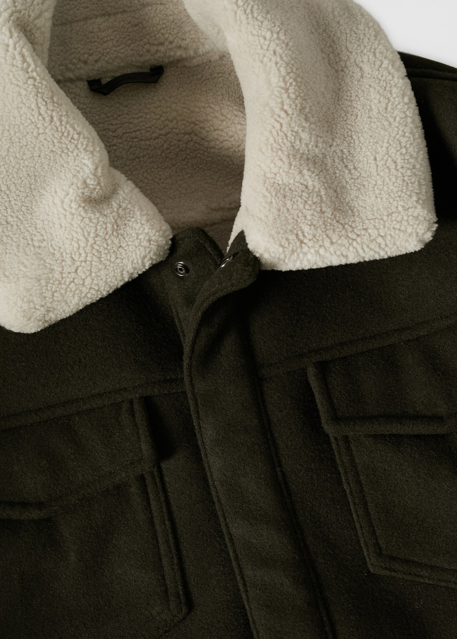 Wool jacket with shearling-effect collar - Details of the article 8