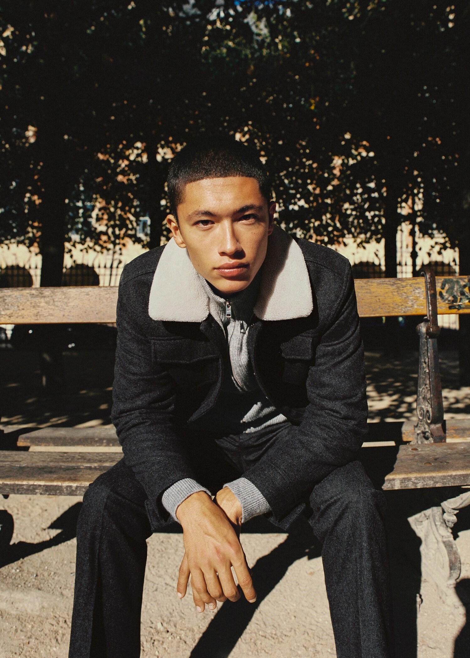 Wool jacket with shearling-effect collar - Details of the article 9