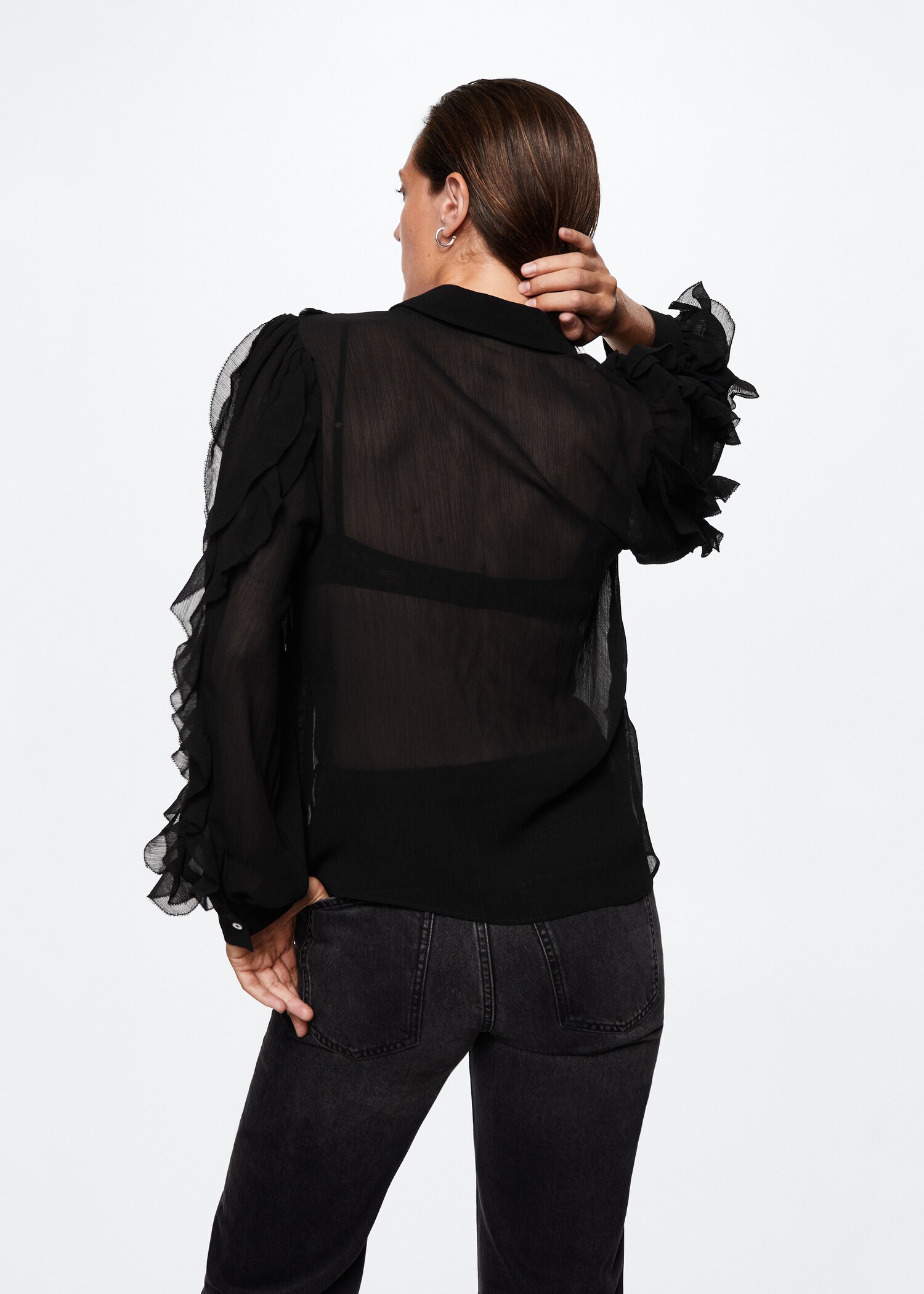 Textured ruffled blouse - Reverse of the article