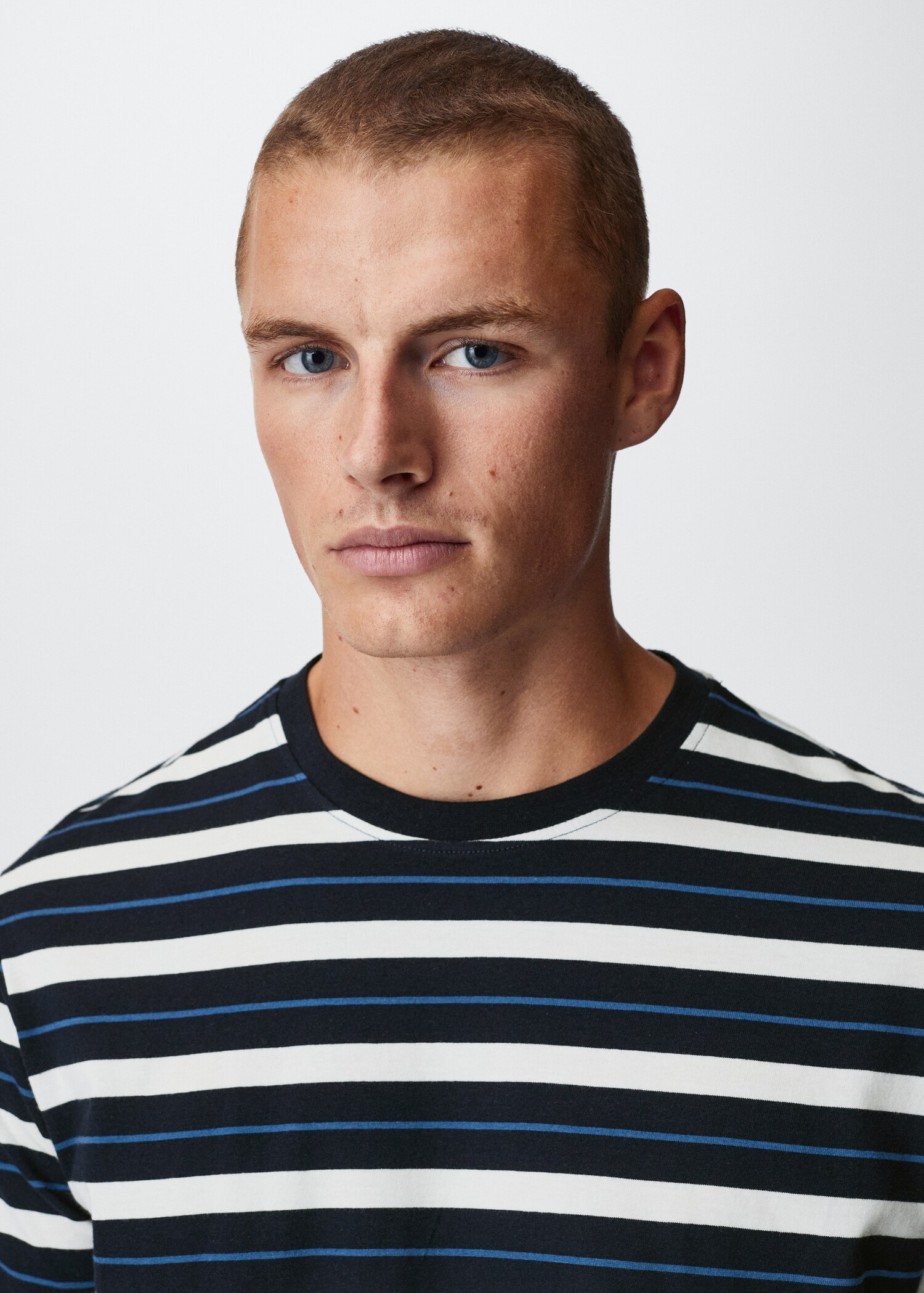 Striped cotton T-shirt - Details of the article 4